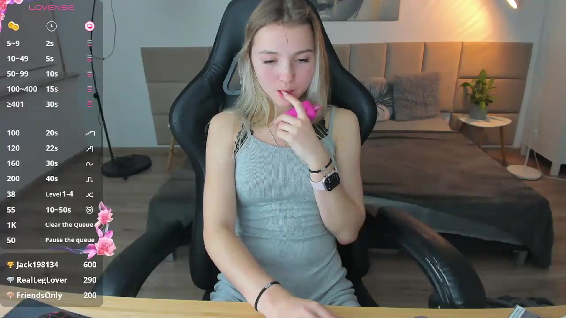 Gallery image thumbnail from Daisyy's myfreecams stream on, 11/06/2024, 18:51 image 14 of 20