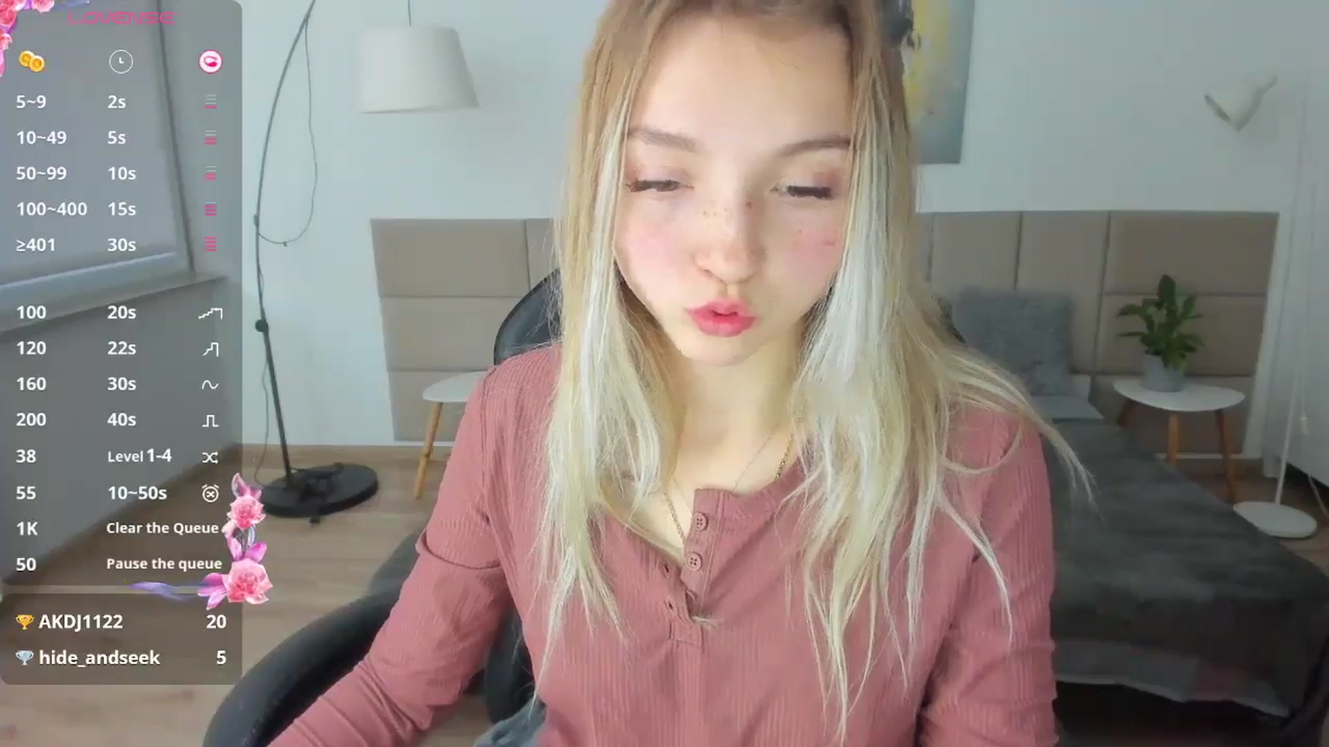Gallery image thumbnail from Daisyy's myfreecams stream on, 11/07/2024, 15:09 image 17 of 20