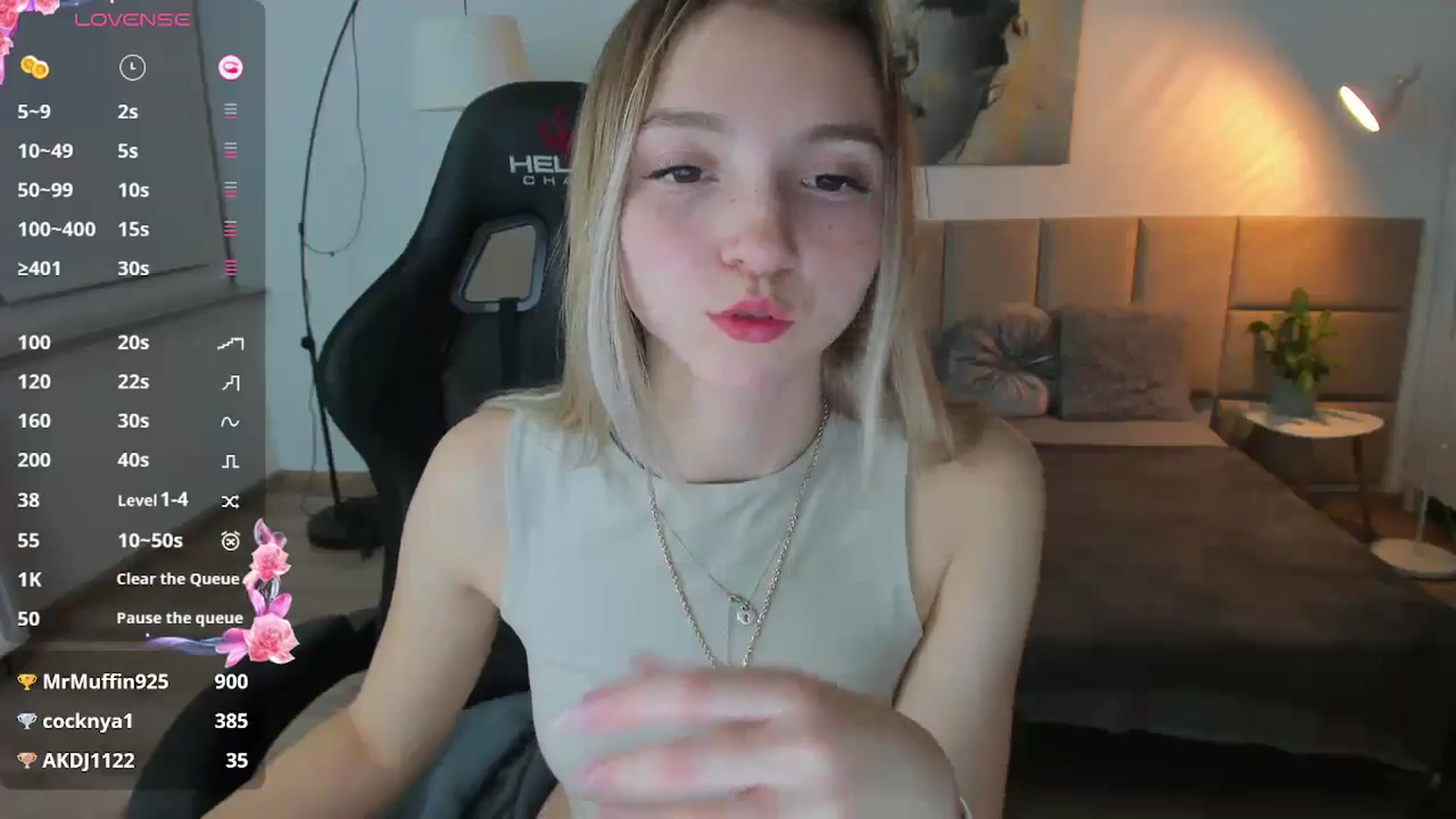 Gallery image thumbnail from Daisyy's myfreecams stream on, 11/07/2024, 19:10 image 9 of 20