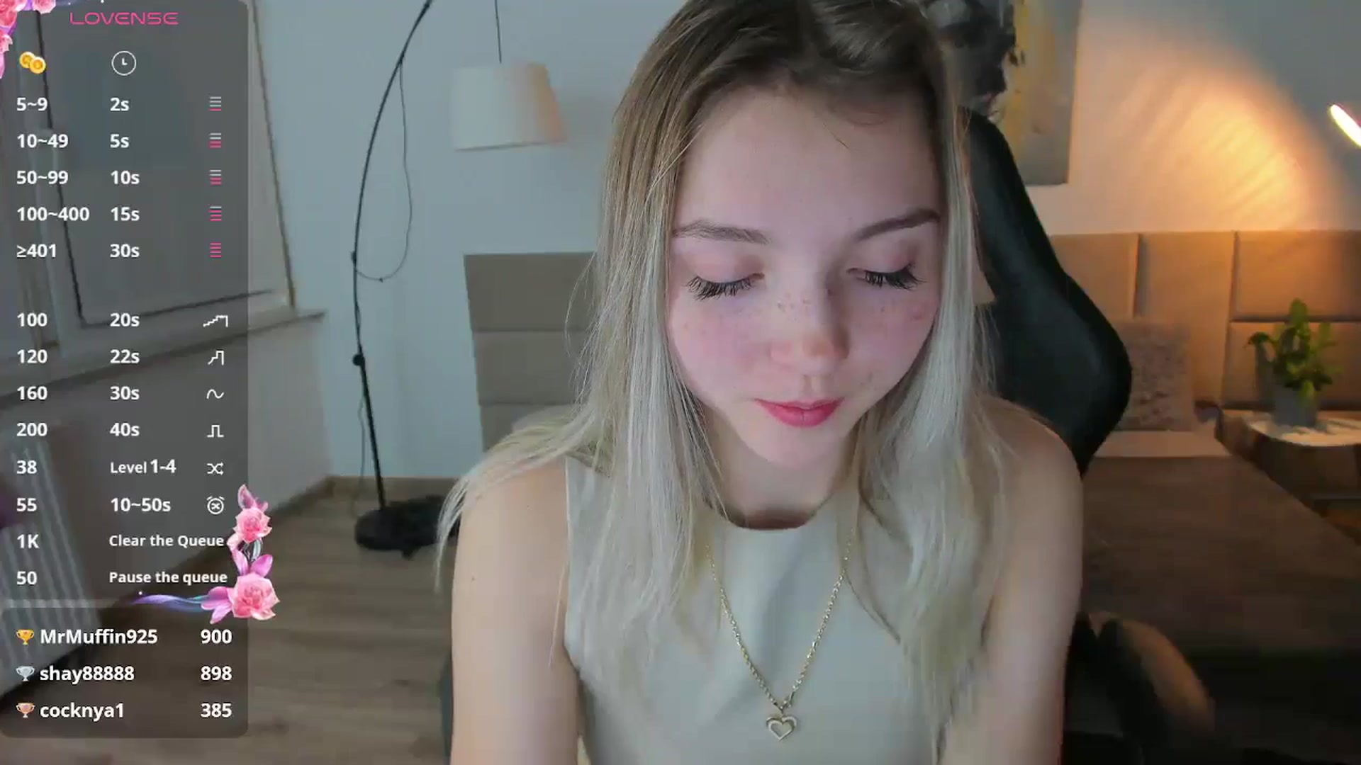 Gallery image thumbnail from Daisyy's myfreecams stream on, 11/07/2024, 19:32 image 19 of 20