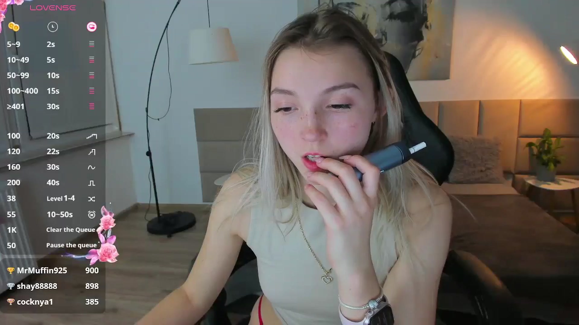 Gallery image thumbnail from Daisyy's myfreecams stream on, 11/07/2024, 19:32 image 11 of 20