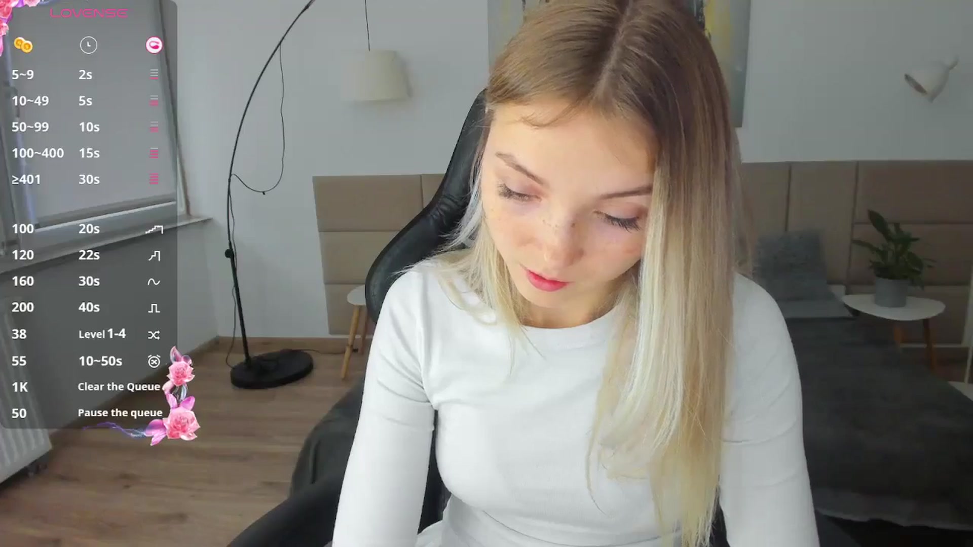 Gallery image thumbnail from Daisyy's myfreecams stream on, 11/10/2024, 14:33 image 4 of 20