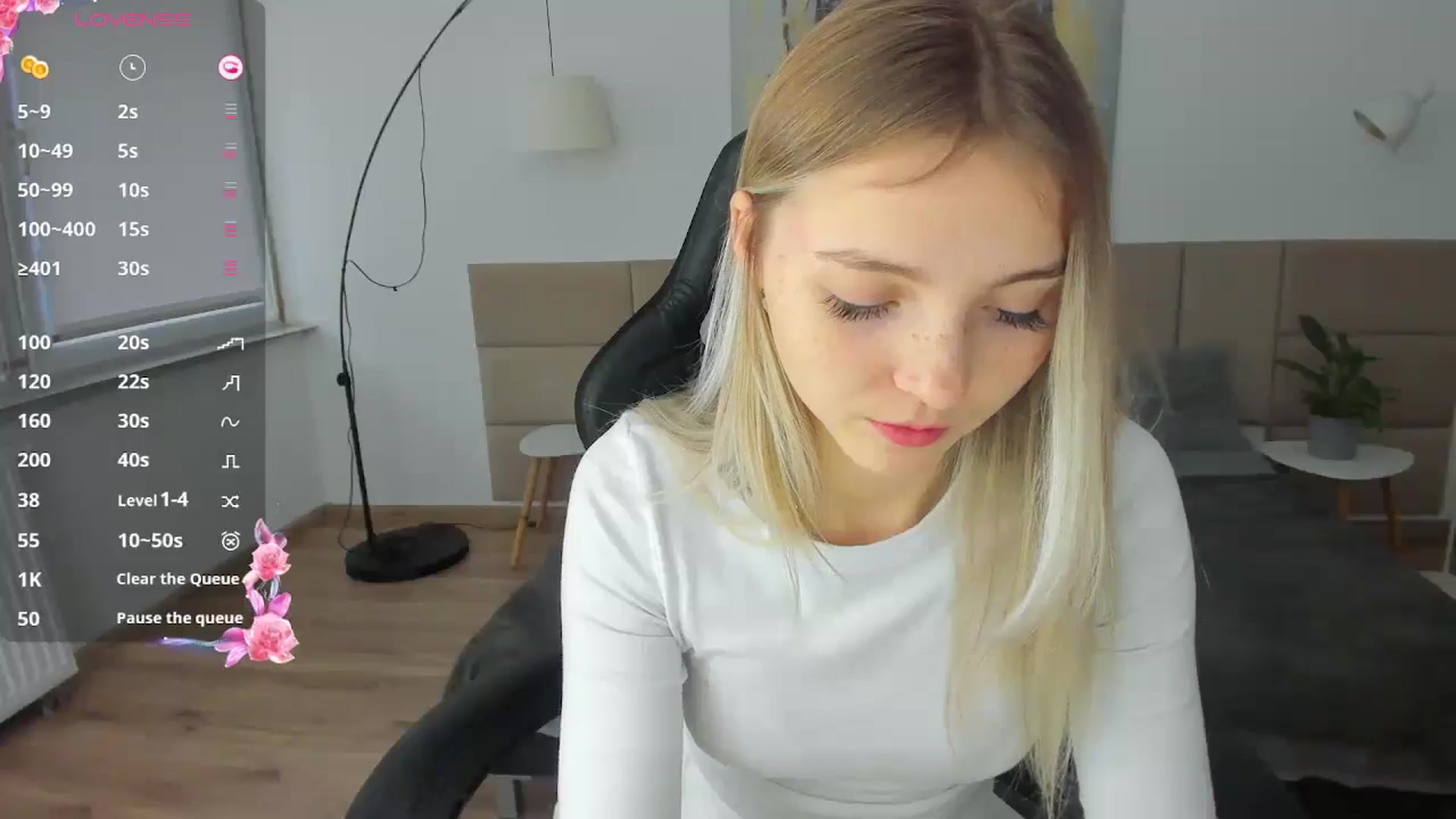 Gallery image thumbnail from Daisyy's myfreecams stream on, 11/10/2024, 14:33 image 6 of 20