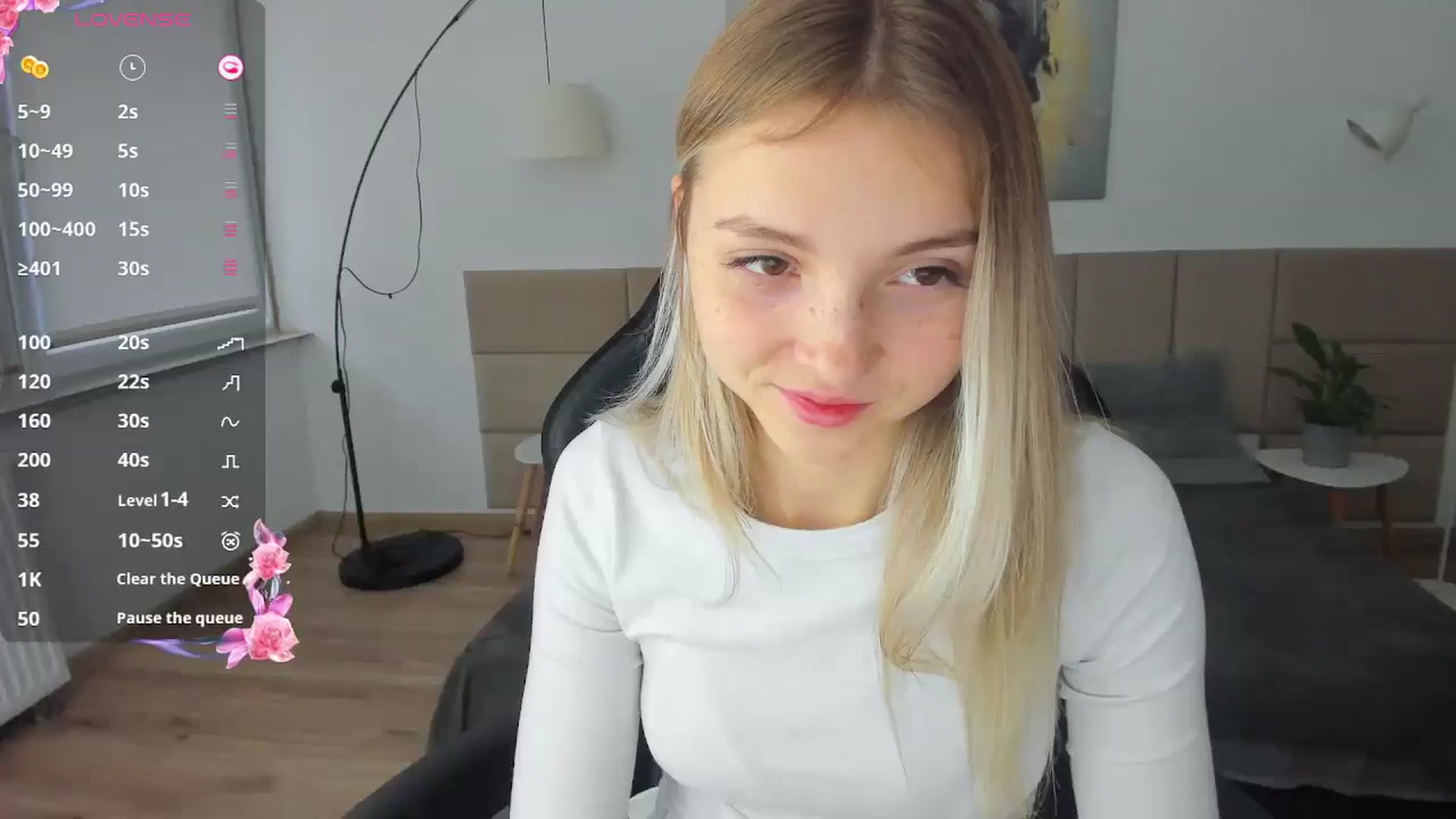 Gallery image thumbnail from Daisyy's myfreecams stream on, 11/10/2024, 14:33 image 1 of 20