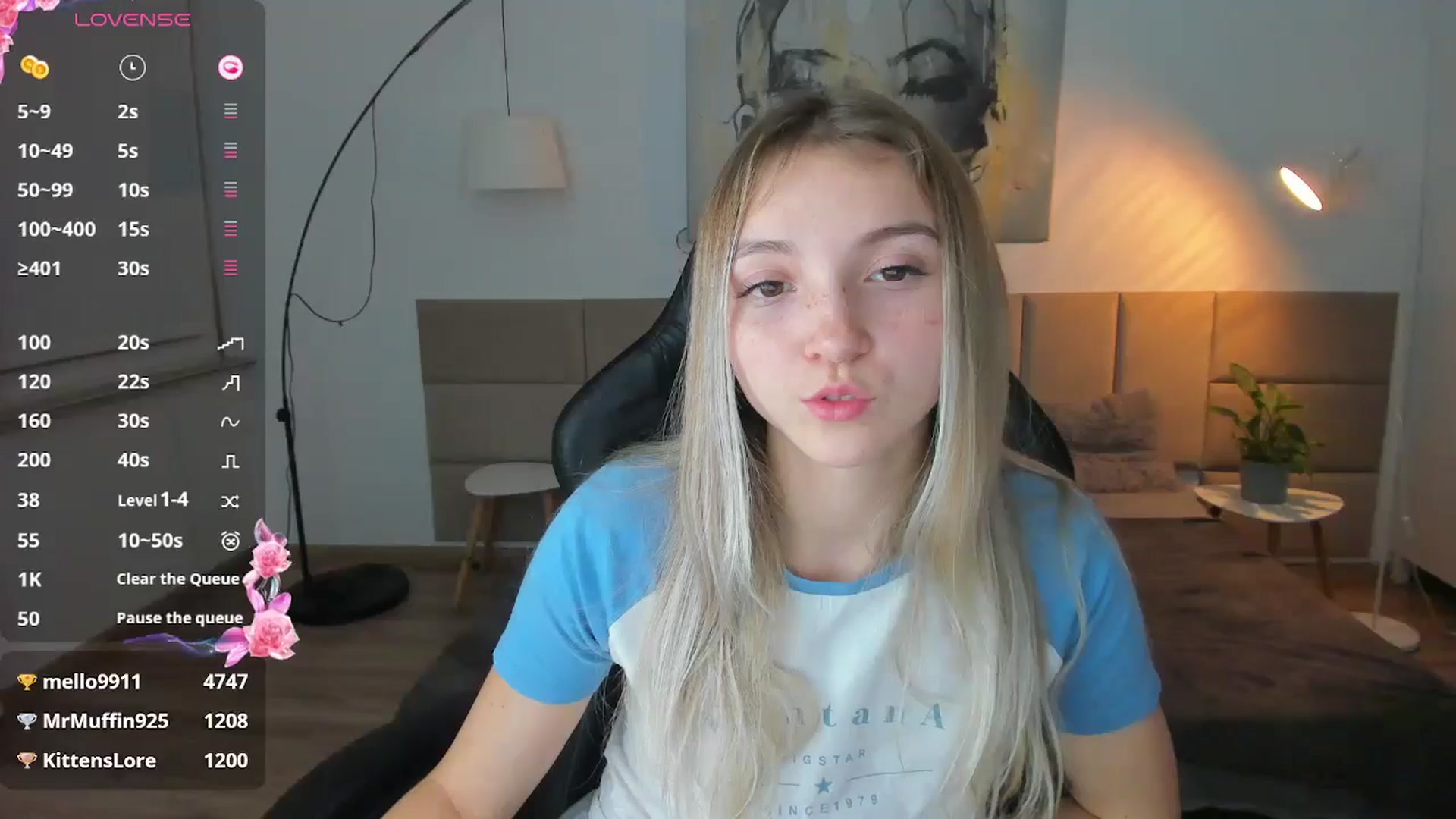 Gallery image thumbnail from Daisyy's myfreecams stream on, 11/10/2024, 21:01 image 16 of 20