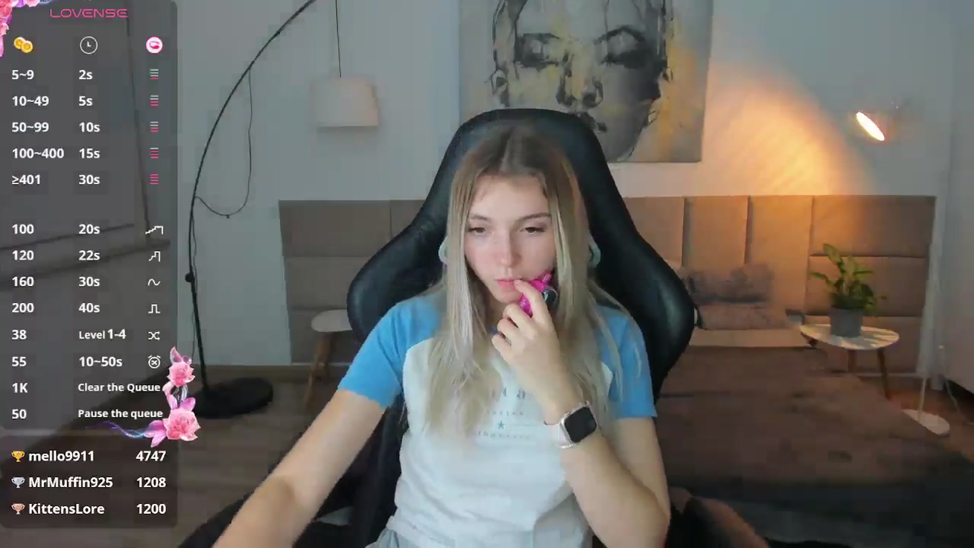 Gallery image thumbnail from Daisyy's myfreecams stream on, 11/10/2024, 21:01 image 18 of 20