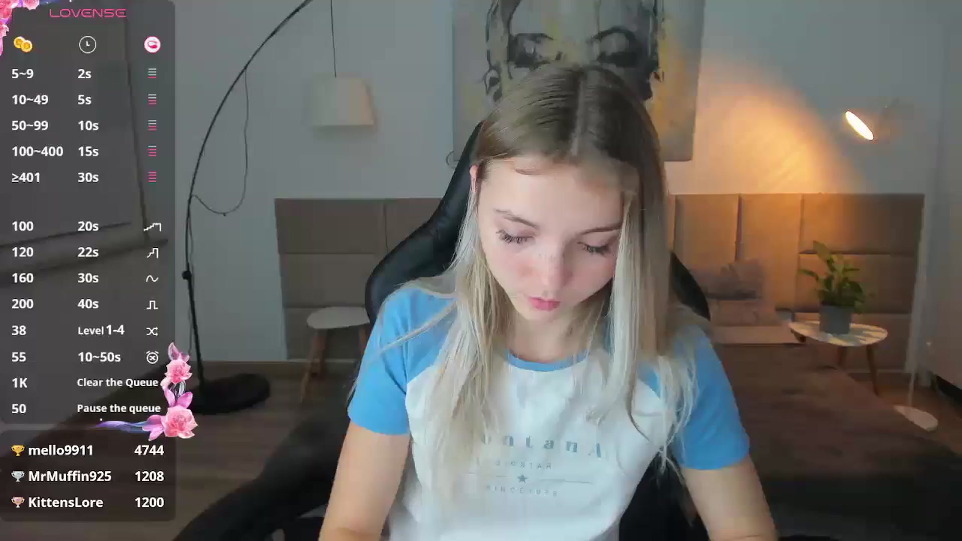 Gallery image thumbnail from Daisyy's myfreecams stream on, 11/10/2024, 21:01 image 10 of 20