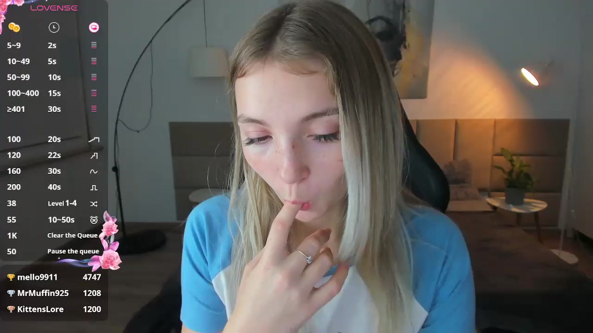 Gallery image thumbnail from Daisyy's myfreecams stream on, 11/10/2024, 21:51 image 16 of 20