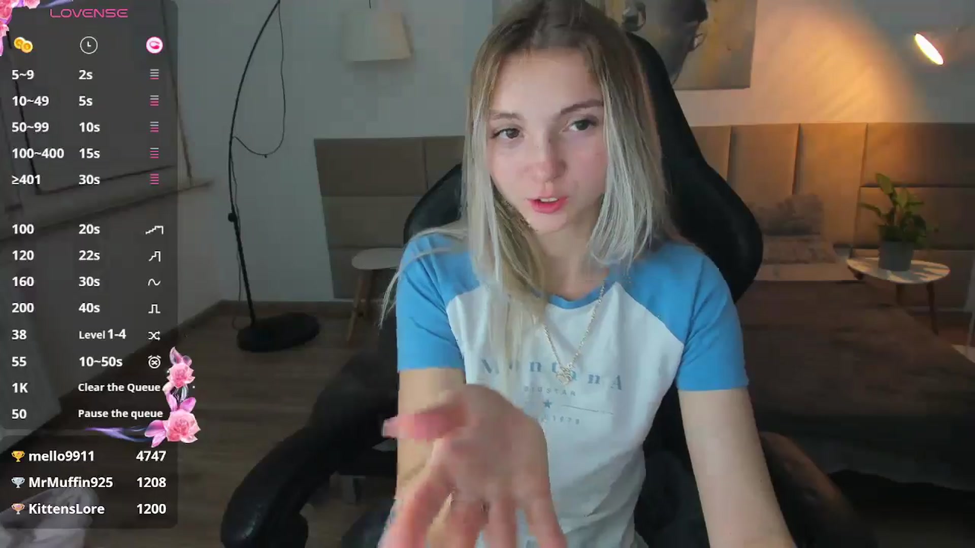 Gallery image thumbnail from Daisyy's myfreecams stream on, 11/10/2024, 22:45 image 4 of 20
