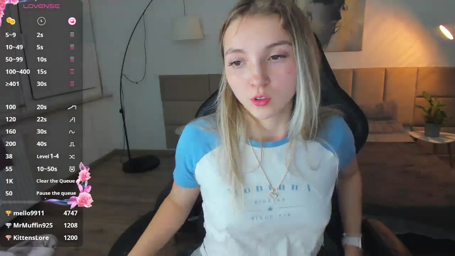 Gallery image thumbnail from Daisyy's myfreecams stream on, 11/10/2024, 22:45 image 17 of 20
