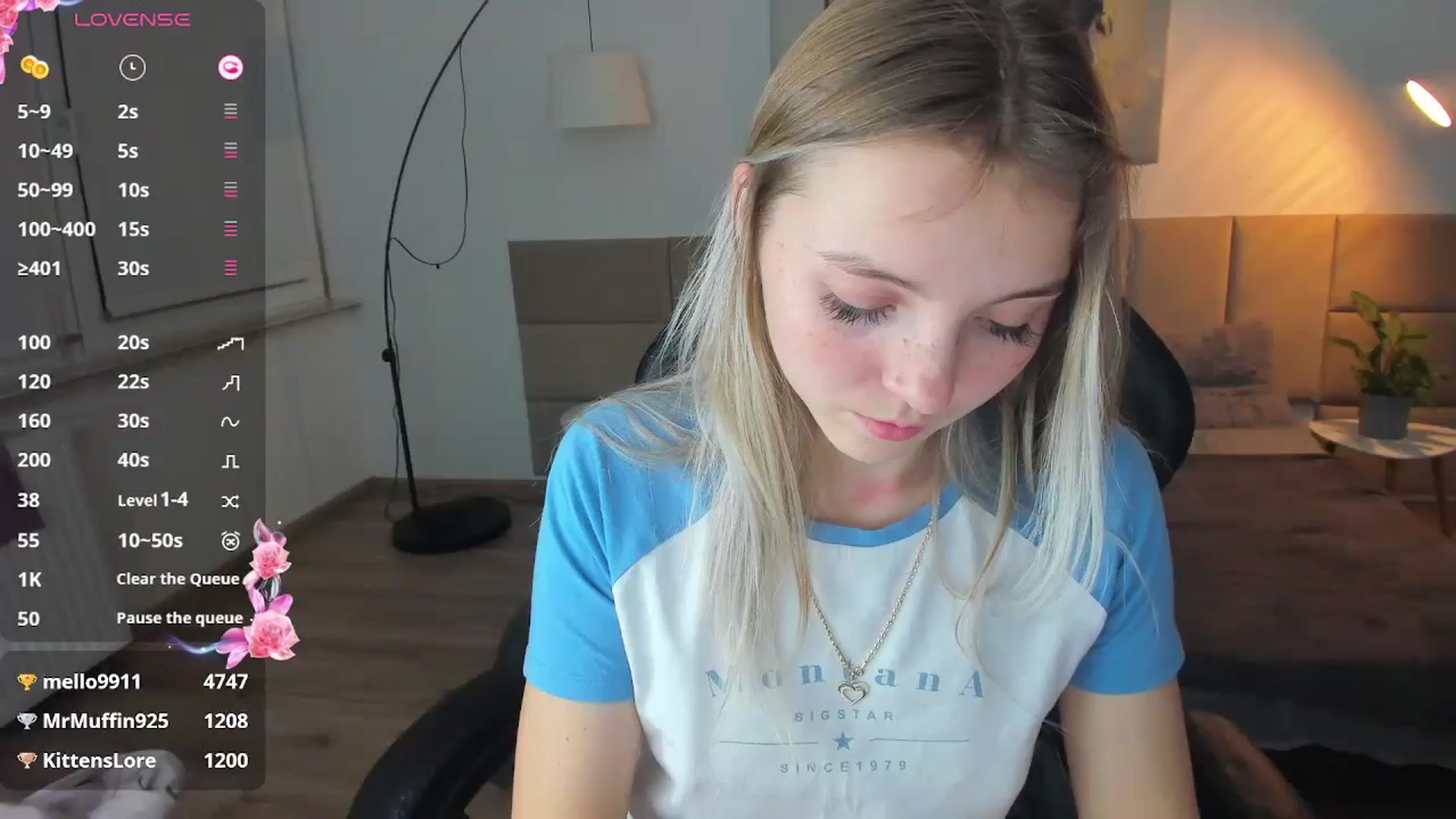 Gallery image thumbnail from Daisyy's myfreecams stream on, 11/10/2024, 22:45 image 16 of 20