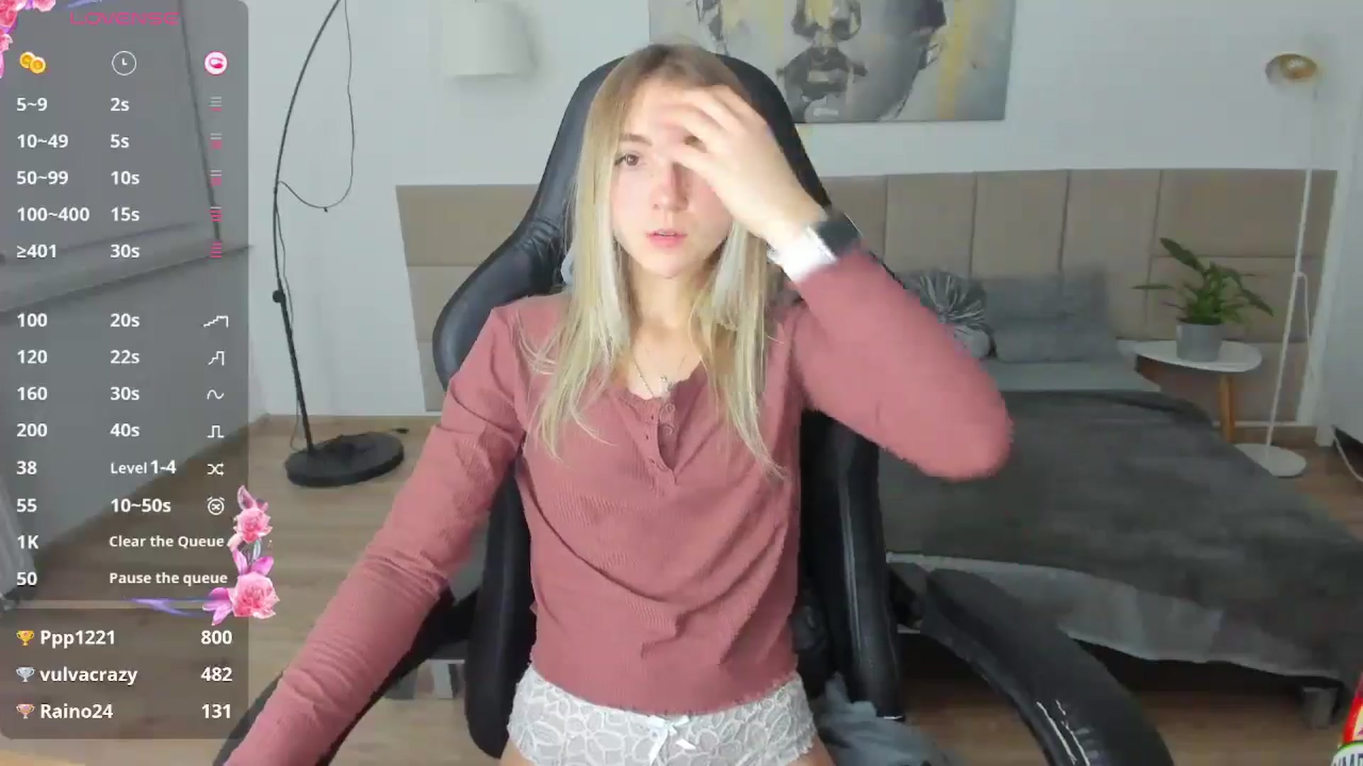 Gallery image thumbnail from Daisyy's myfreecams stream on, 11/11/2024, 15:39 image 9 of 20