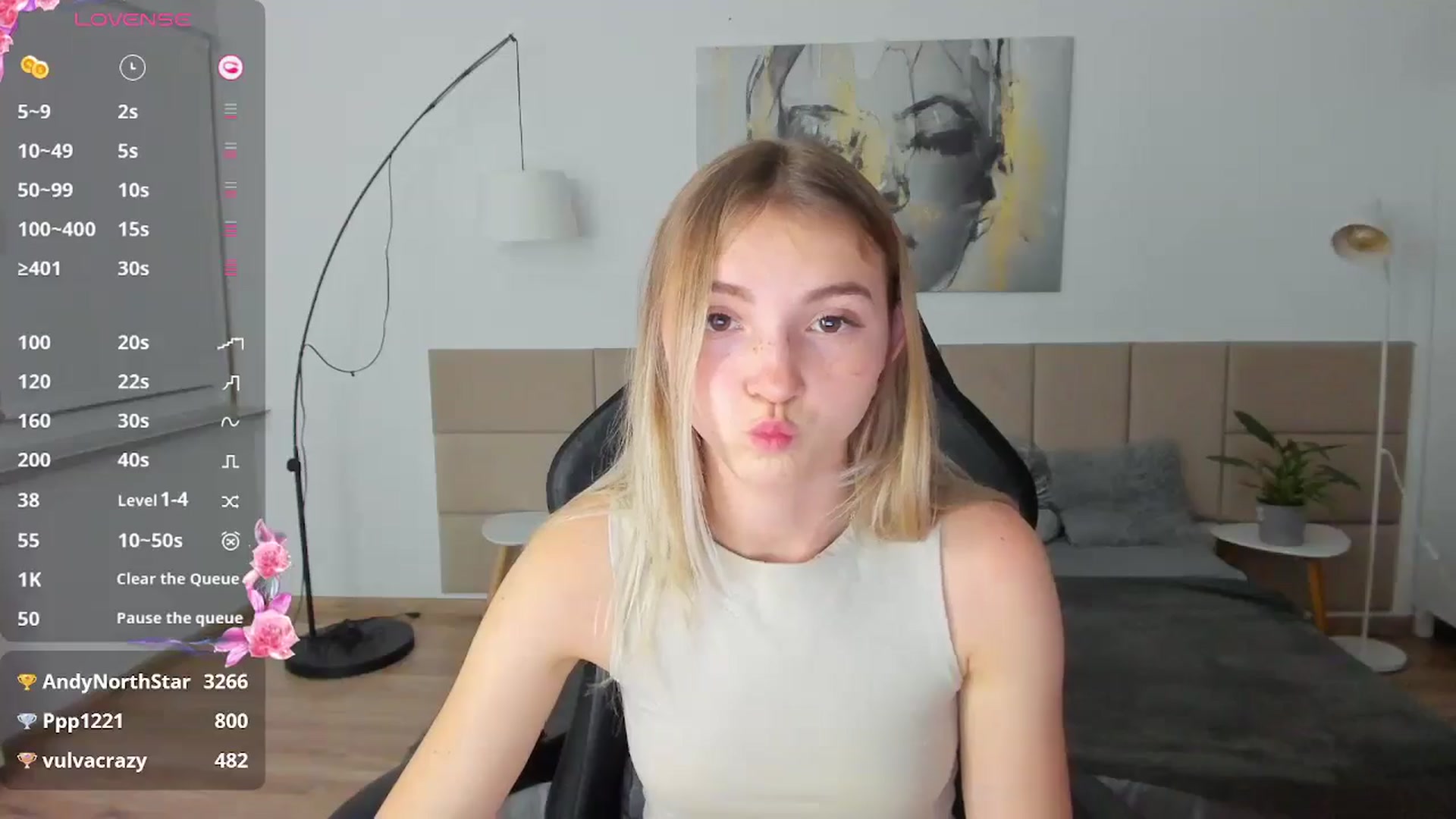 Gallery image thumbnail from Daisyy's myfreecams stream on, 11/11/2024, 21:03 image 15 of 20