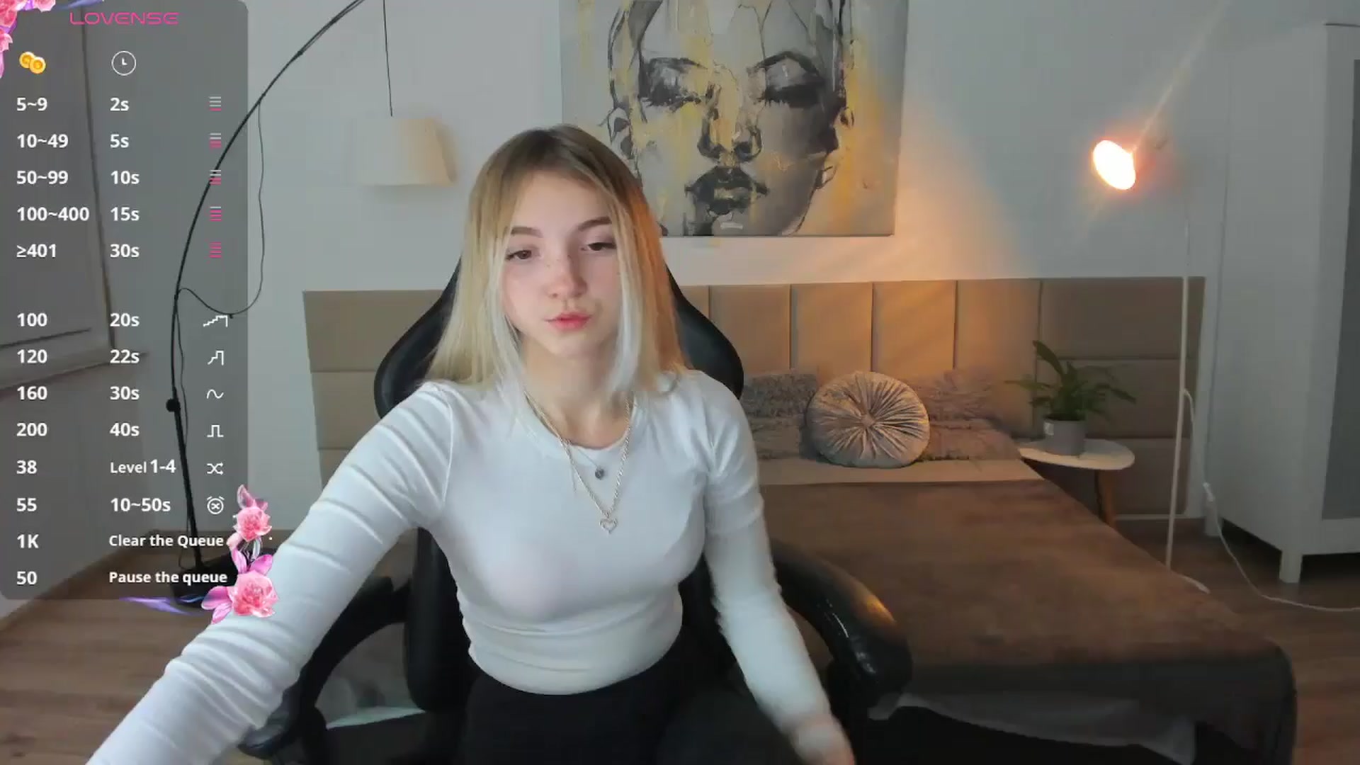 Gallery image thumbnail from Daisyy's myfreecams stream on, 11/13/2024, 17:10 image 1 of 20