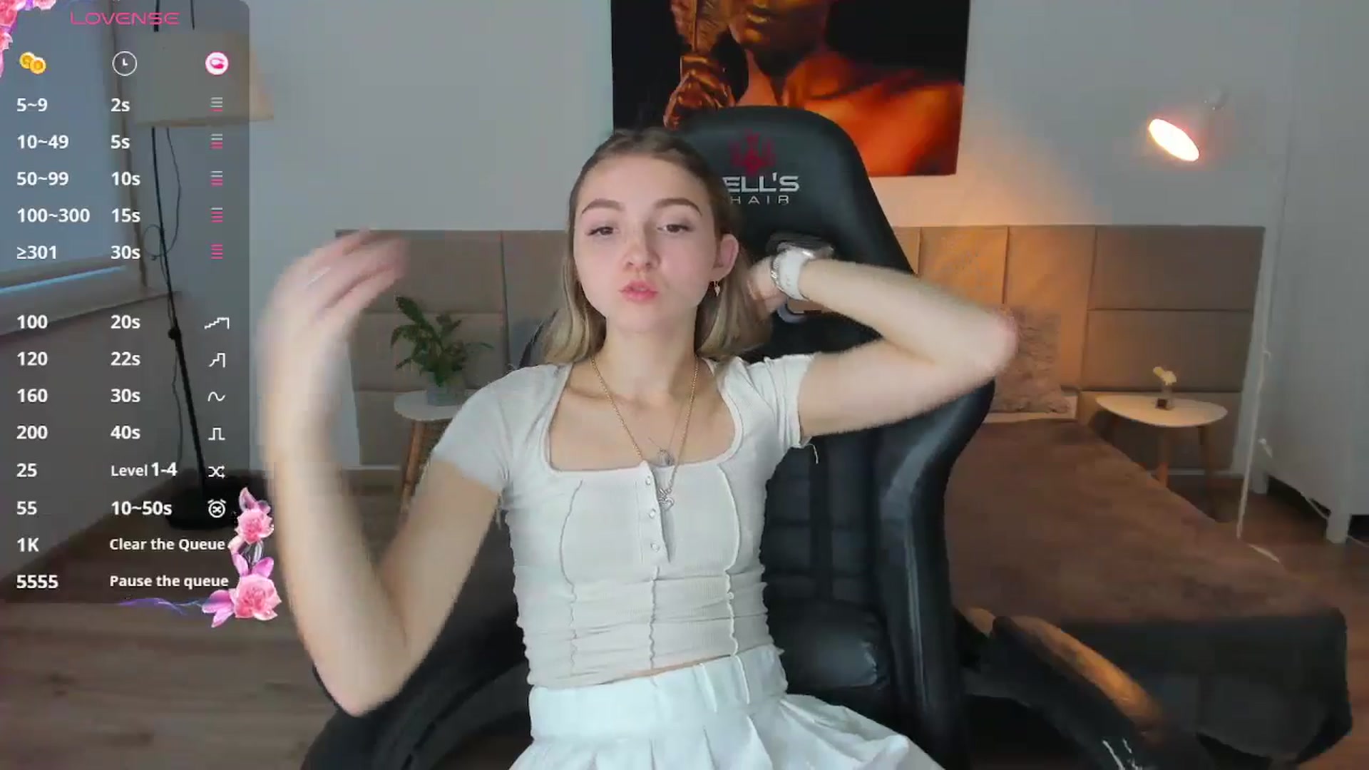 Gallery image thumbnail from Daisyy's myfreecams stream on, 11/18/2024, 13:45 image 15 of 20
