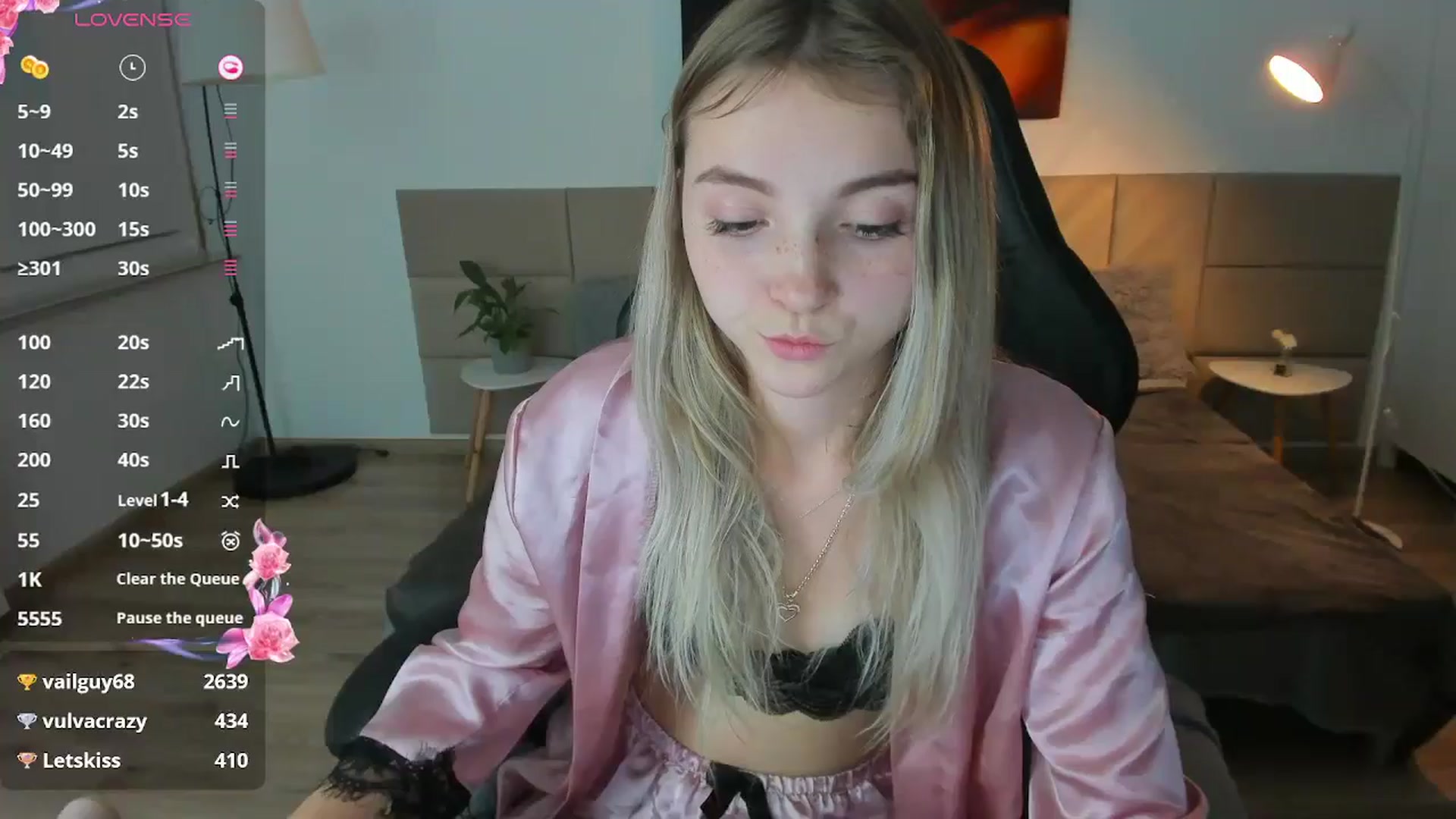 Gallery image thumbnail from Daisyy's myfreecams stream on, 11/18/2024, 21:01 image 4 of 20
