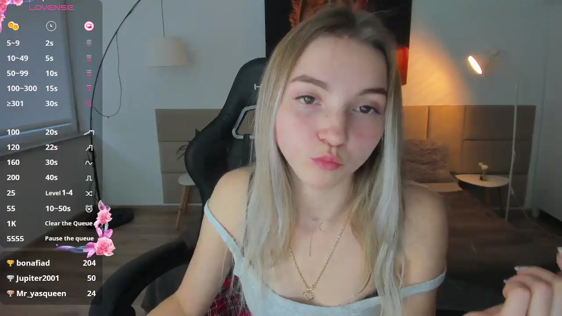 Gallery image thumbnail from Daisyy's myfreecams stream on, 11/22/2024, 14:49 image 19 of 20