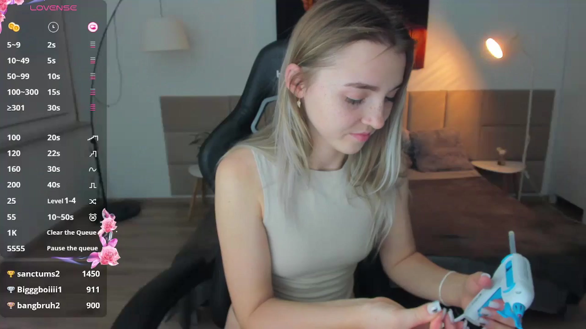 Gallery image thumbnail from Daisyy's myfreecams stream on, 11/23/2024, 18:00 image 3 of 20
