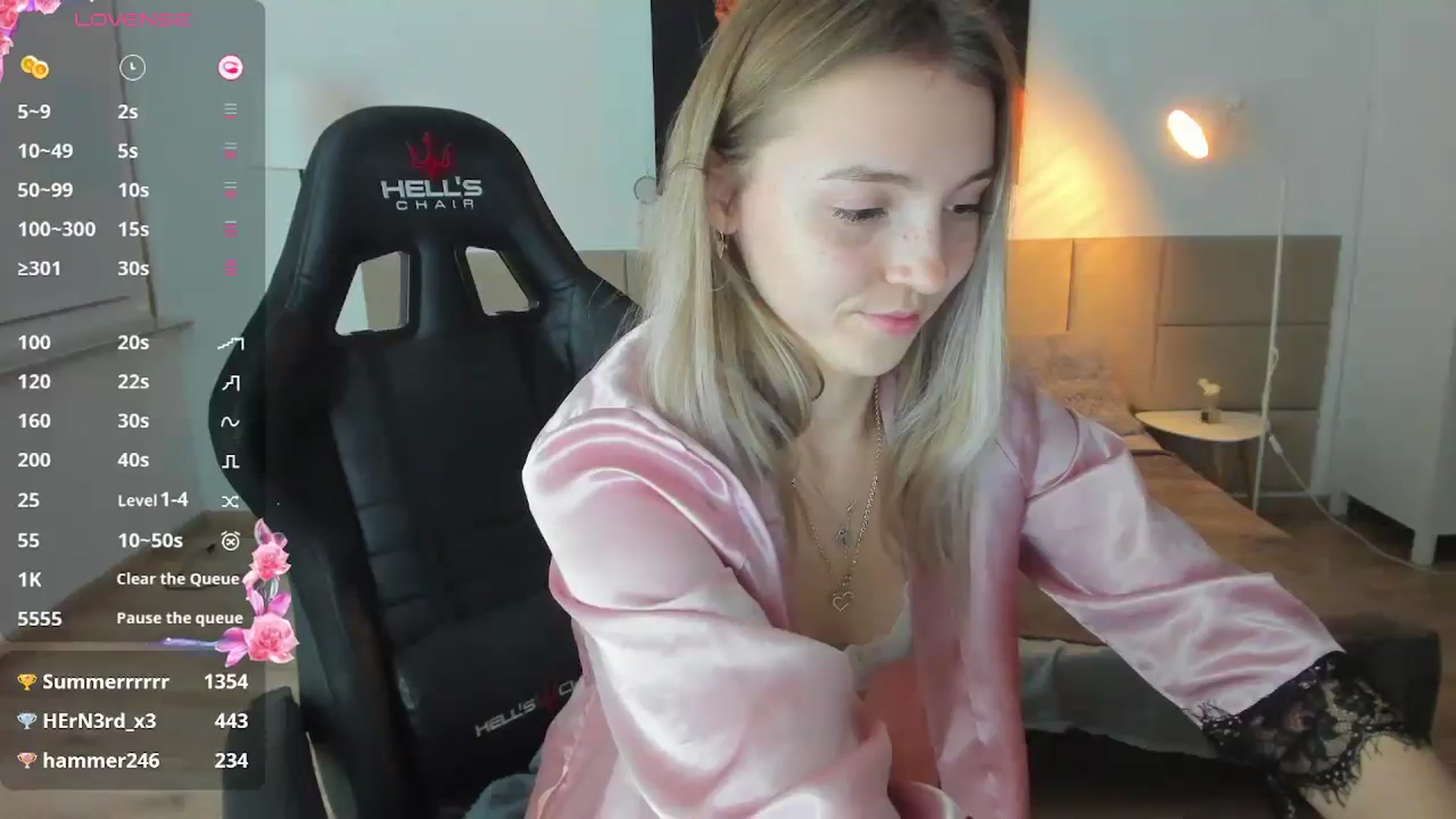 Gallery image thumbnail from Daisyy's myfreecams stream on, 11/24/2024, 16:41 image 1 of 20