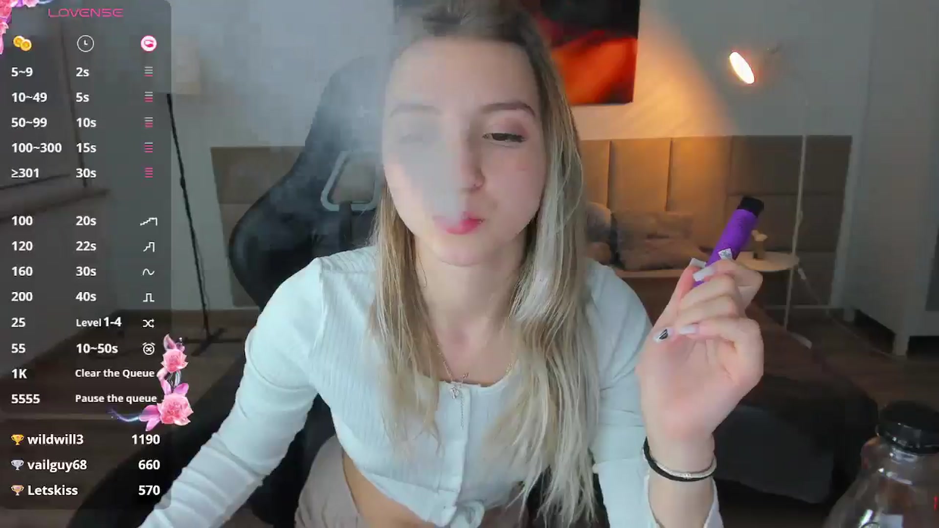Gallery image thumbnail from Daisyy's myfreecams stream on, 11/25/2024, 21:04 image 19 of 20