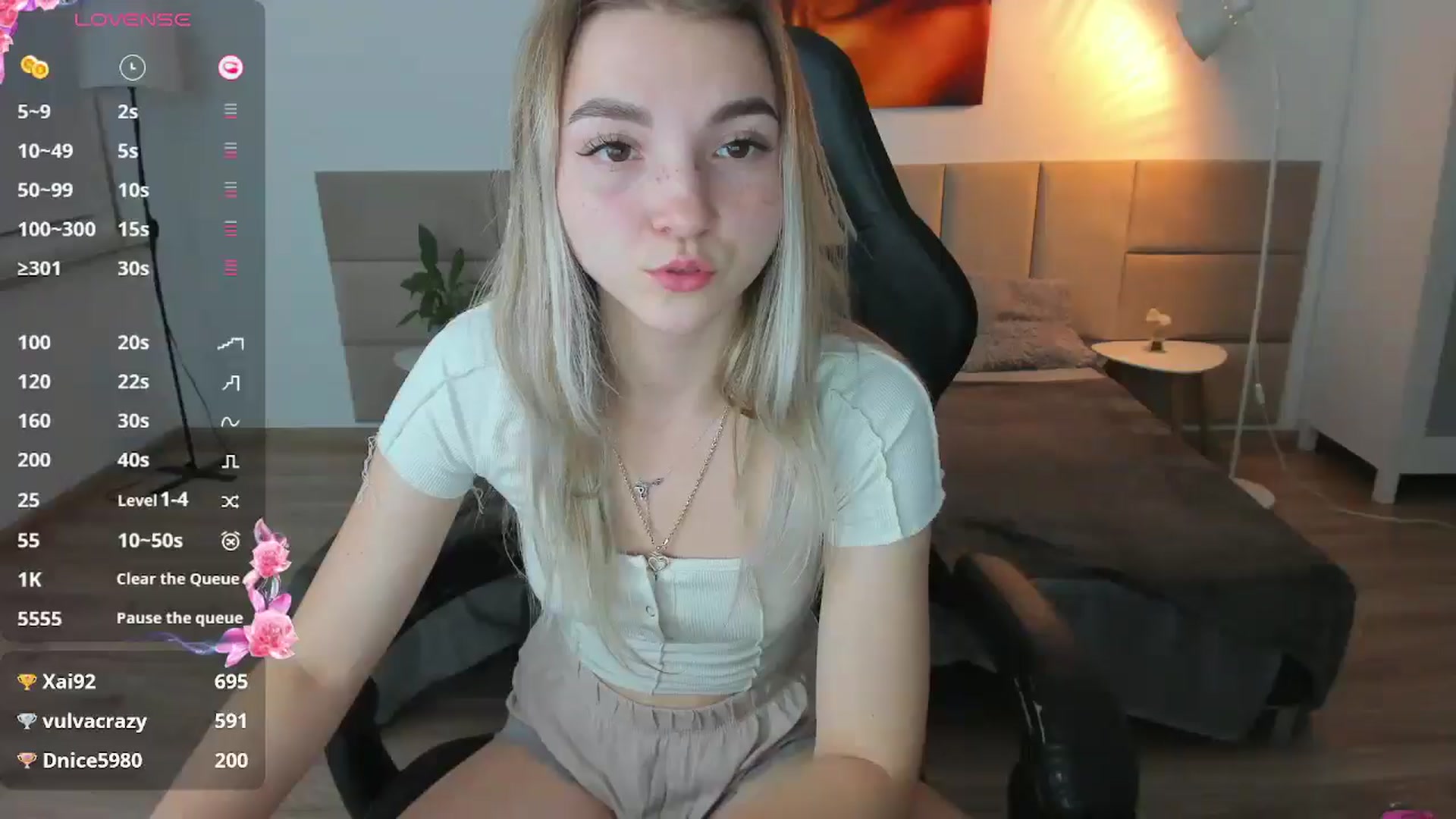 Gallery image thumbnail from Daisyy's myfreecams stream on, 11/26/2024, 21:23 image 7 of 20