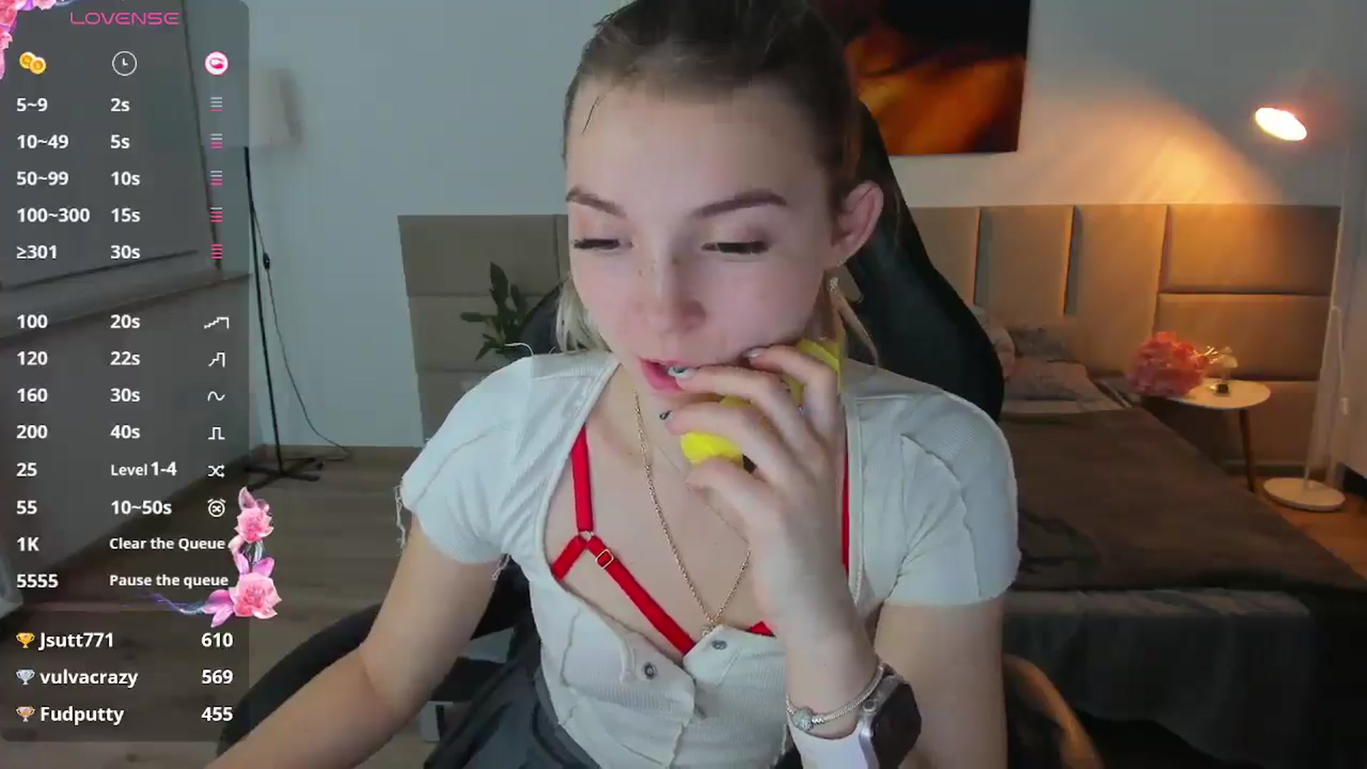 Gallery image thumbnail from Daisyy's myfreecams stream on, 11/29/2024, 21:32 image 12 of 20