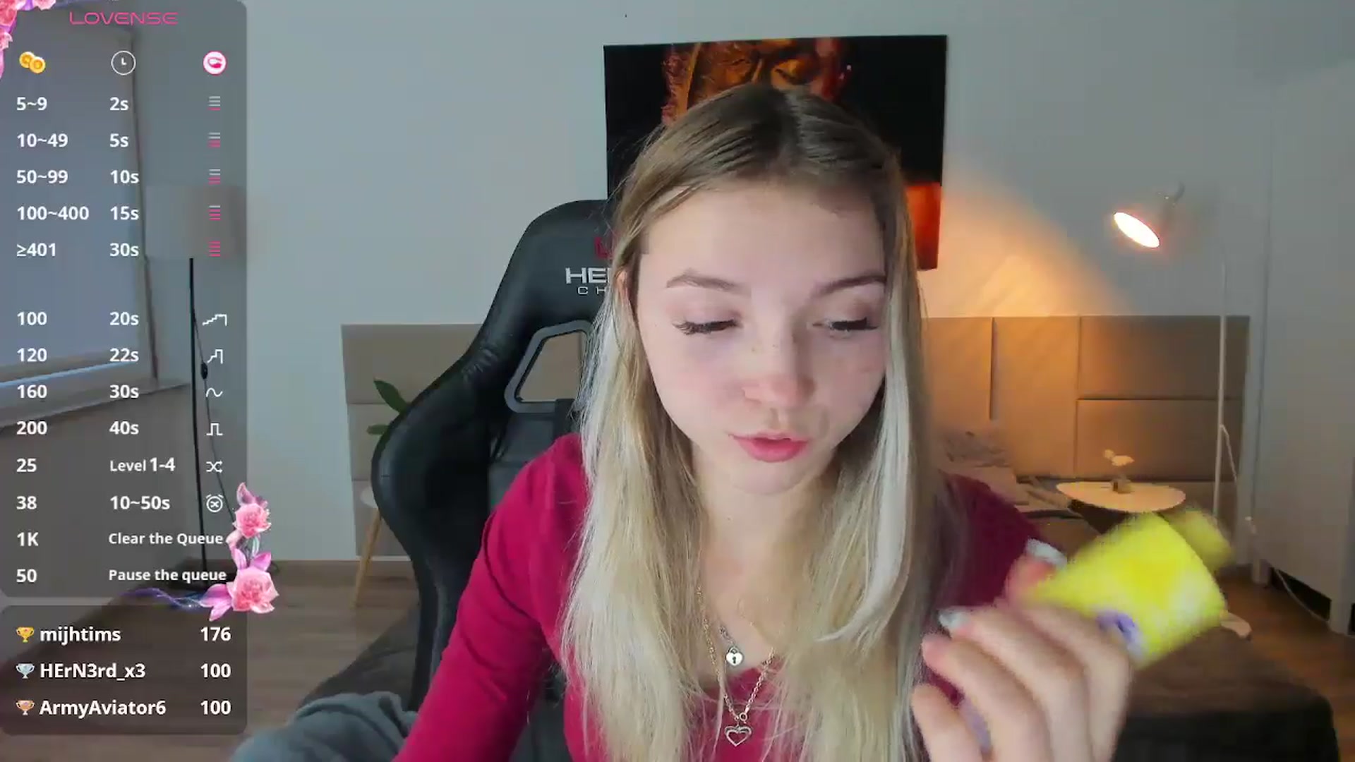 Gallery image thumbnail from Daisyy's myfreecams stream on, 12/06/2024, 13:59 image 14 of 20