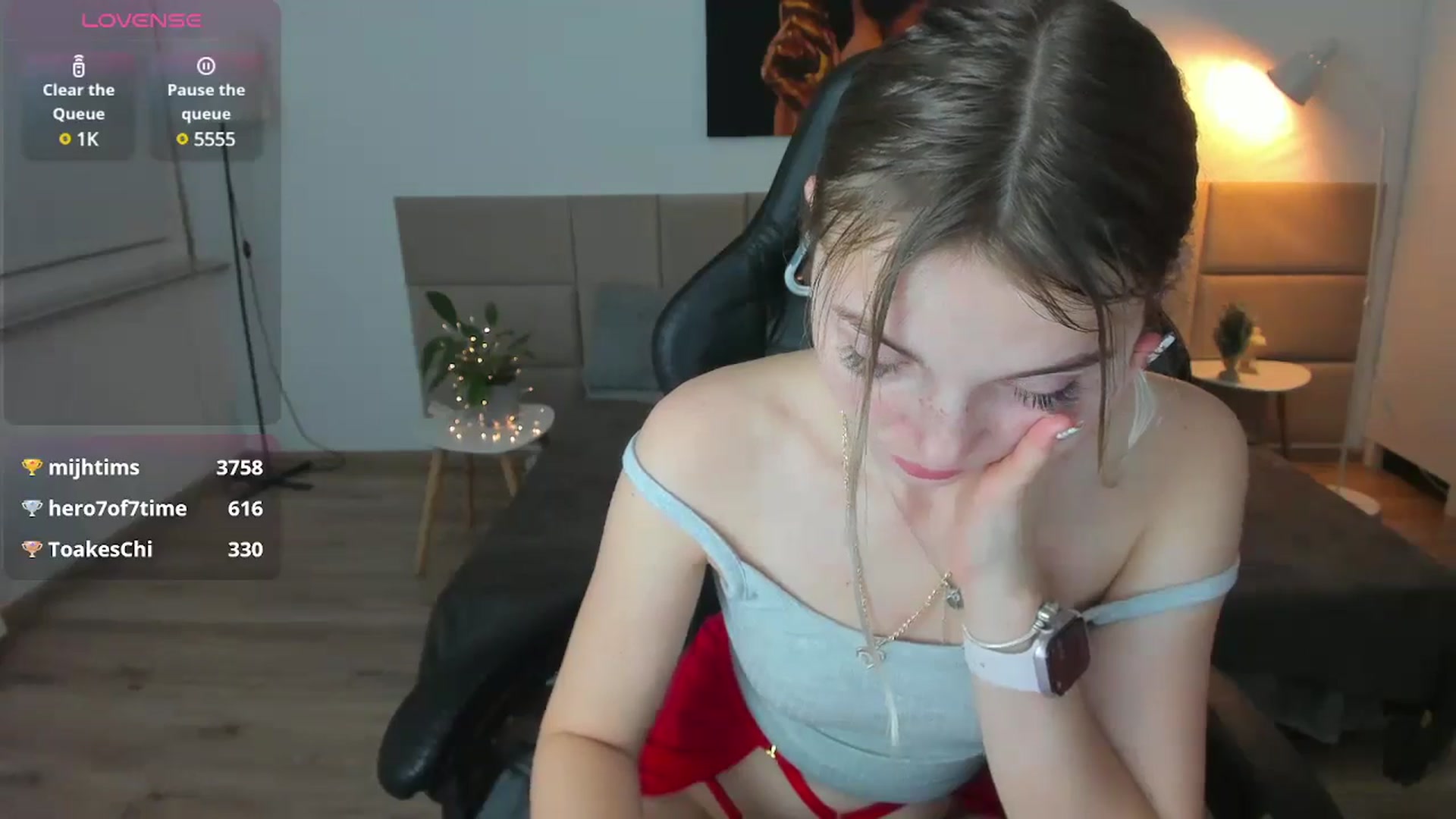 Gallery image thumbnail from Daisyy's myfreecams stream on, 12/12/2024, 19:55 image 13 of 20