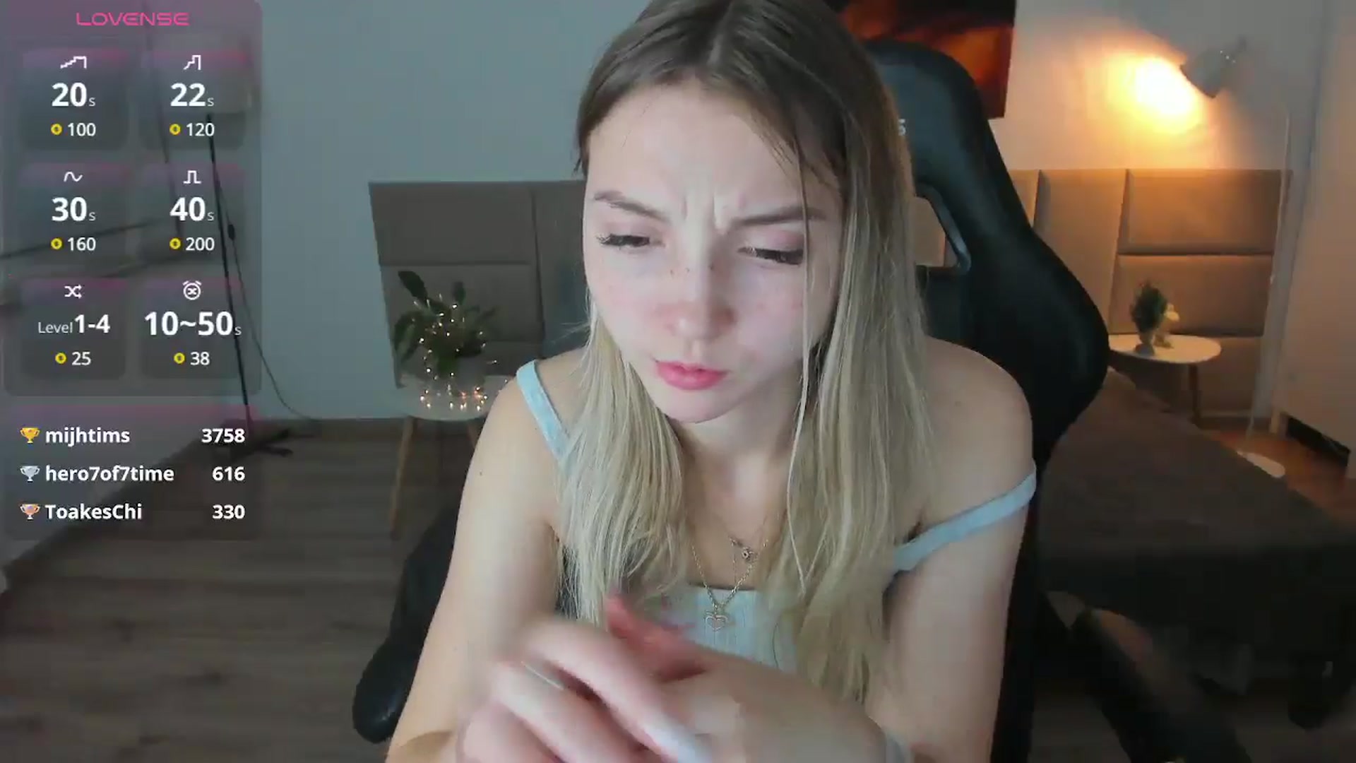 Gallery image thumbnail from Daisyy's myfreecams stream on, 12/12/2024, 19:55 image 16 of 20