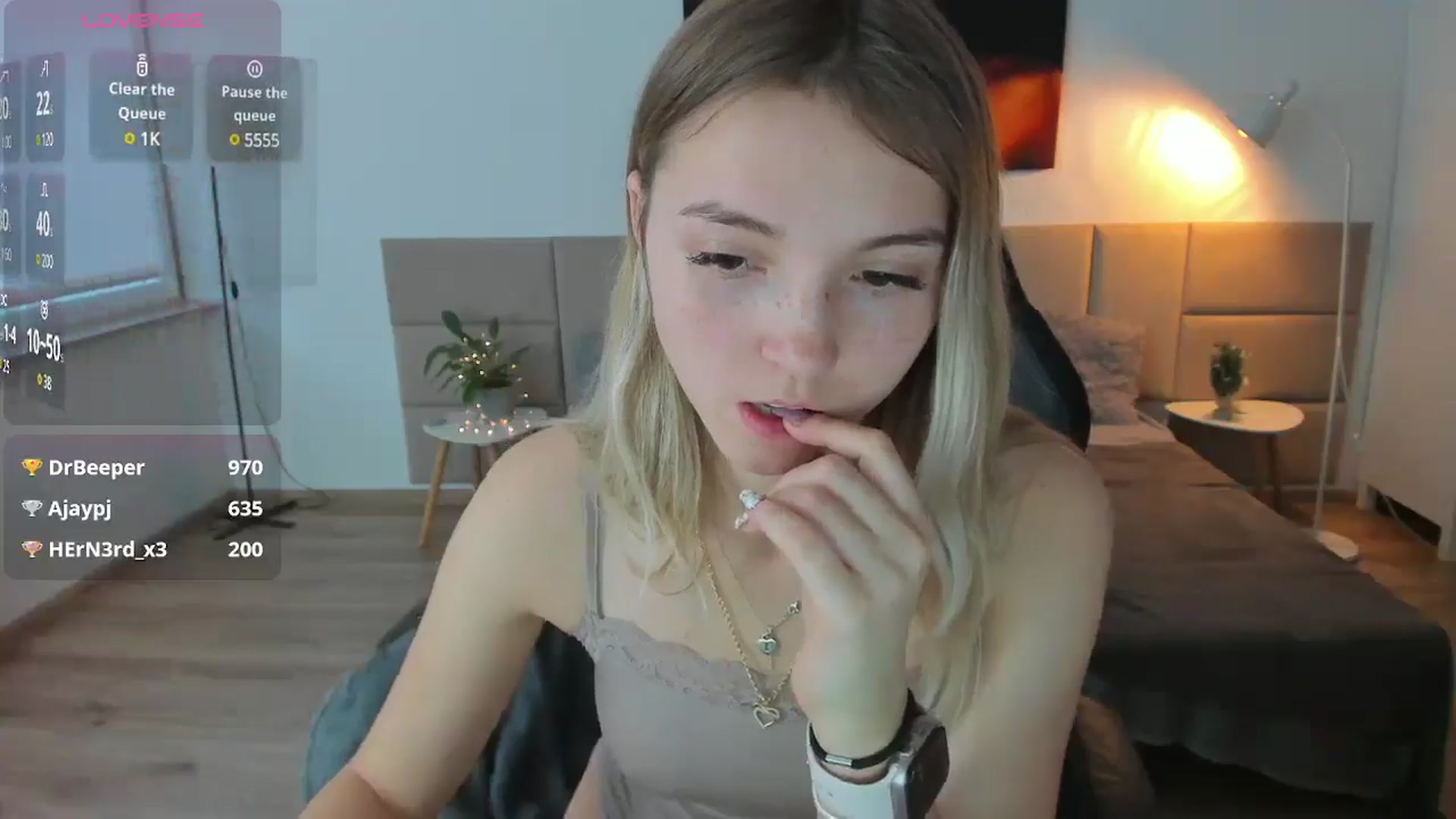 Gallery image thumbnail from Daisyy's myfreecams stream on, 12/15/2024, 13:57 image 11 of 20