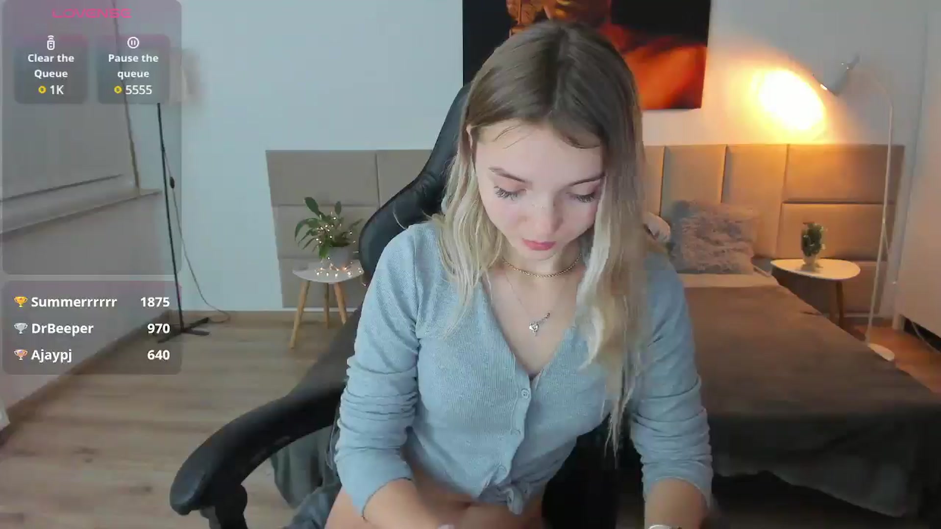 Gallery image thumbnail from Daisyy's myfreecams stream on, 12/15/2024, 21:08 image 16 of 20