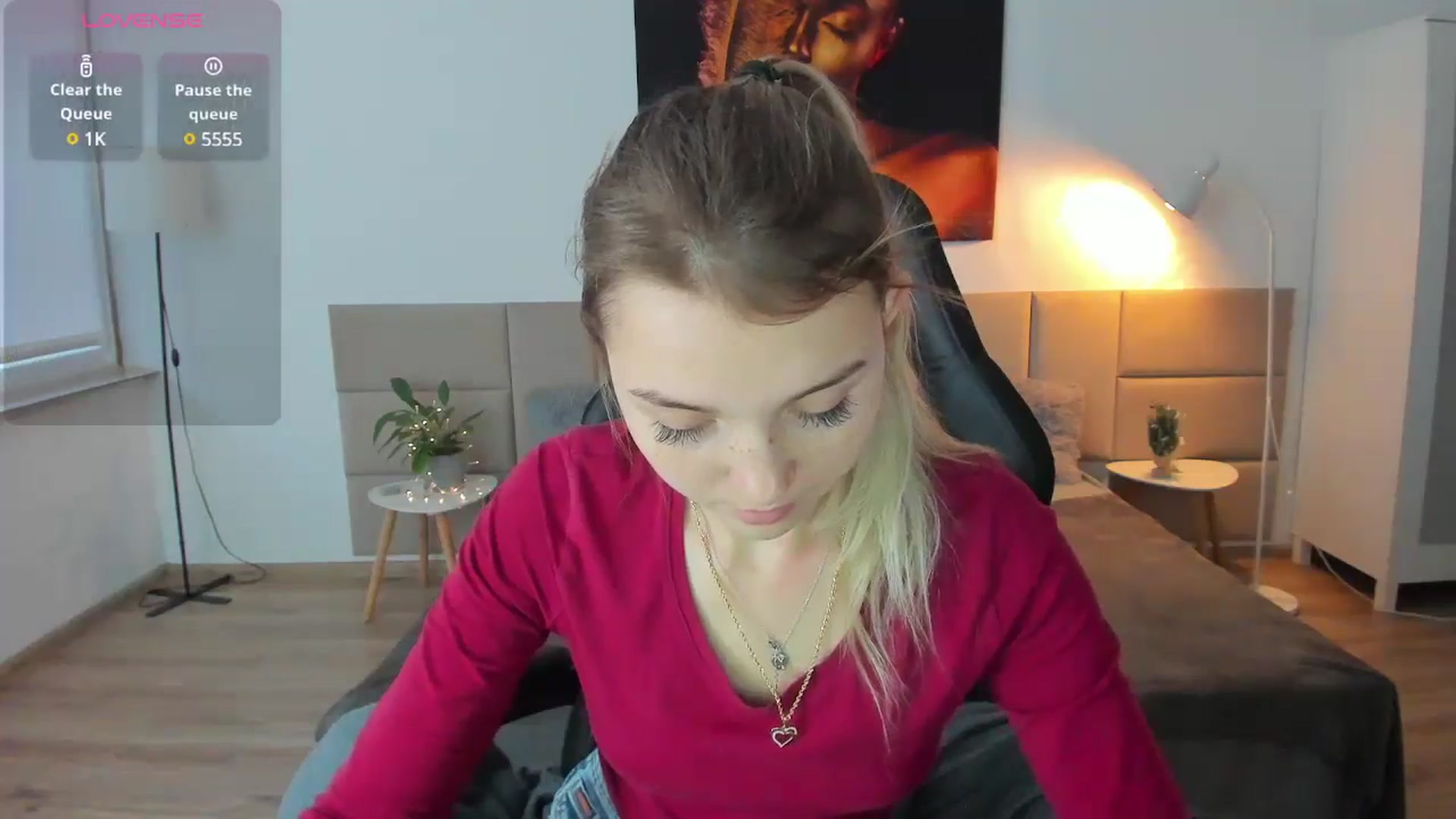 Gallery image thumbnail from Daisyy's myfreecams stream on, 12/16/2024, 13:47 image 13 of 20