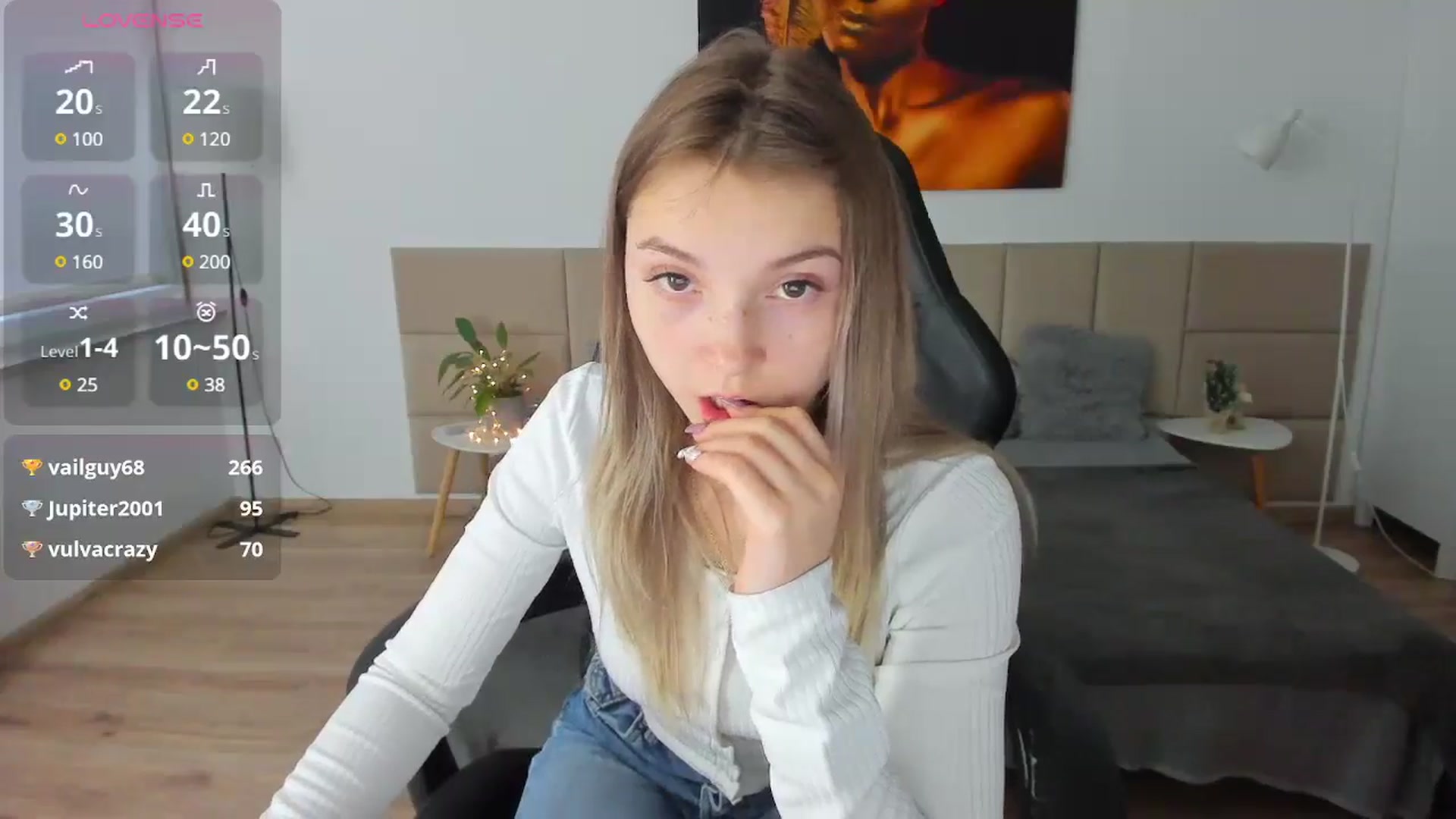 Gallery image thumbnail from Daisyy's myfreecams stream on, 12/18/2024, 14:29 image 16 of 20