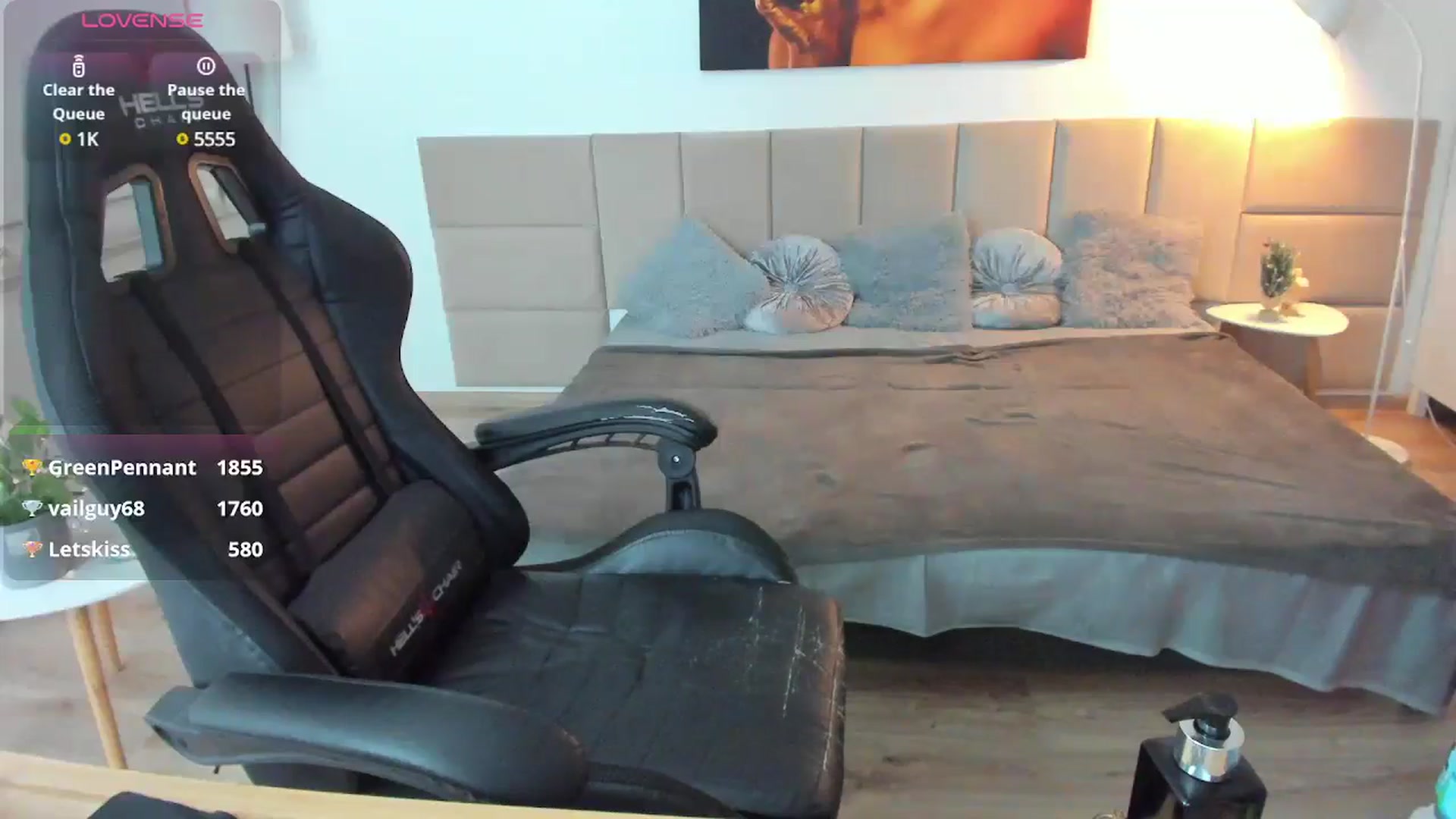Gallery image thumbnail from Daisyy's myfreecams stream on, 12/18/2024, 20:50 image 9 of 20