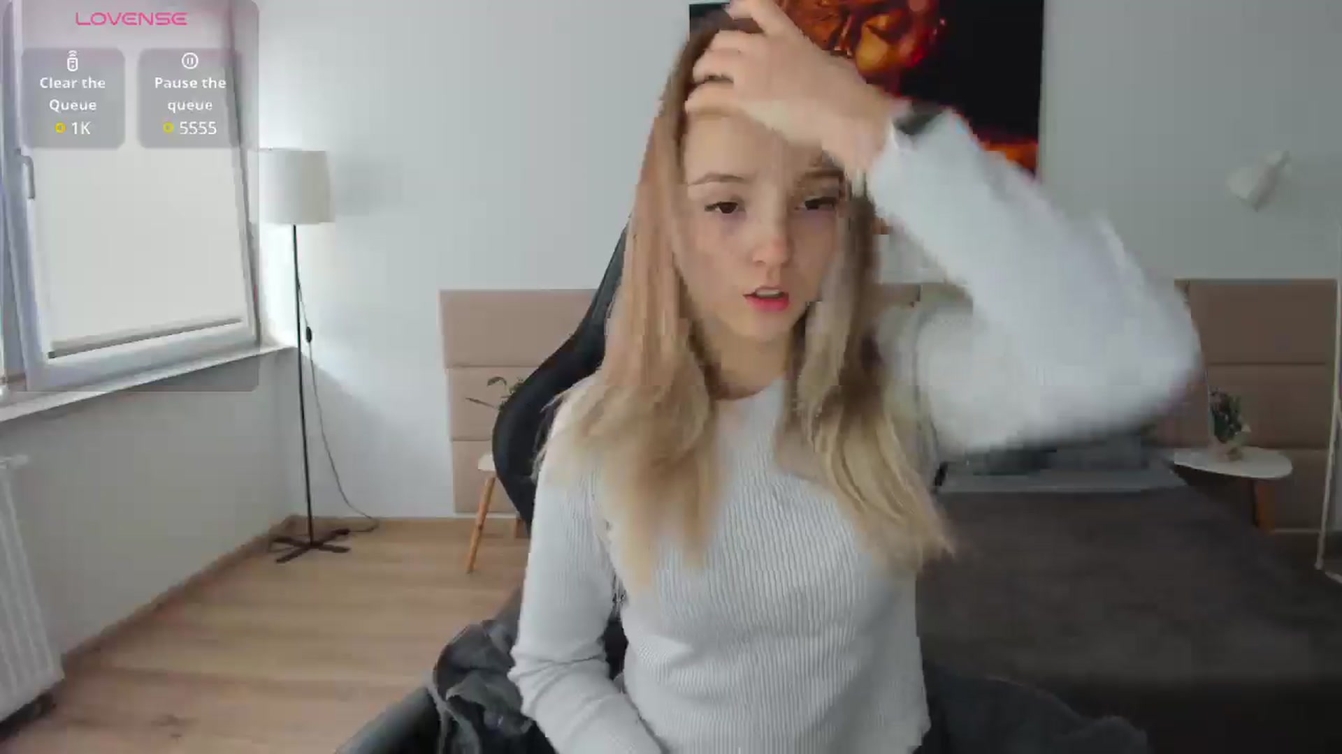 Gallery image thumbnail from Daisyy's myfreecams stream on, 12/19/2024, 12:45 image 7 of 20