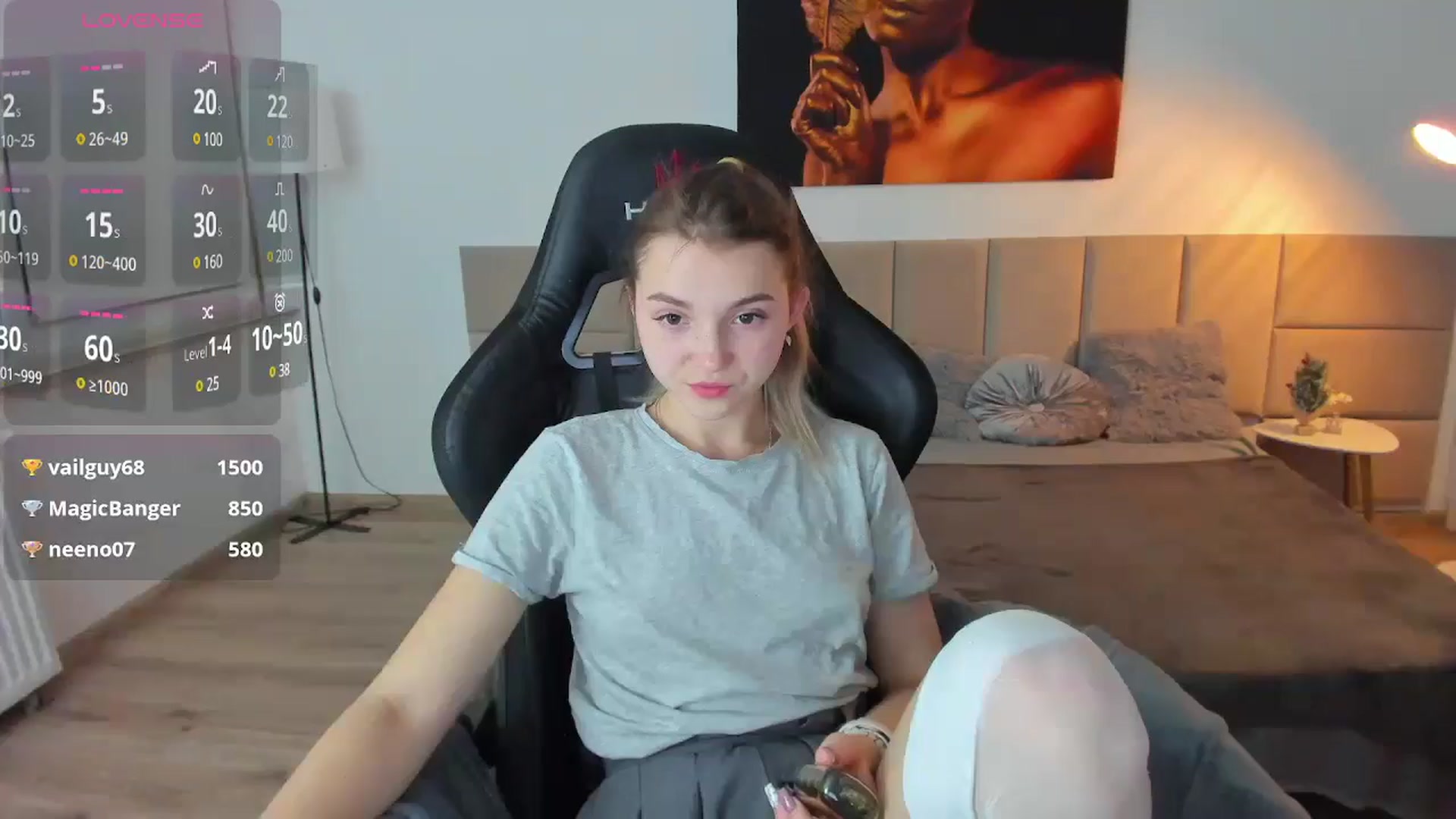 Gallery image thumbnail from Daisyy's myfreecams stream on, 12/20/2024, 16:46 image 1 of 20