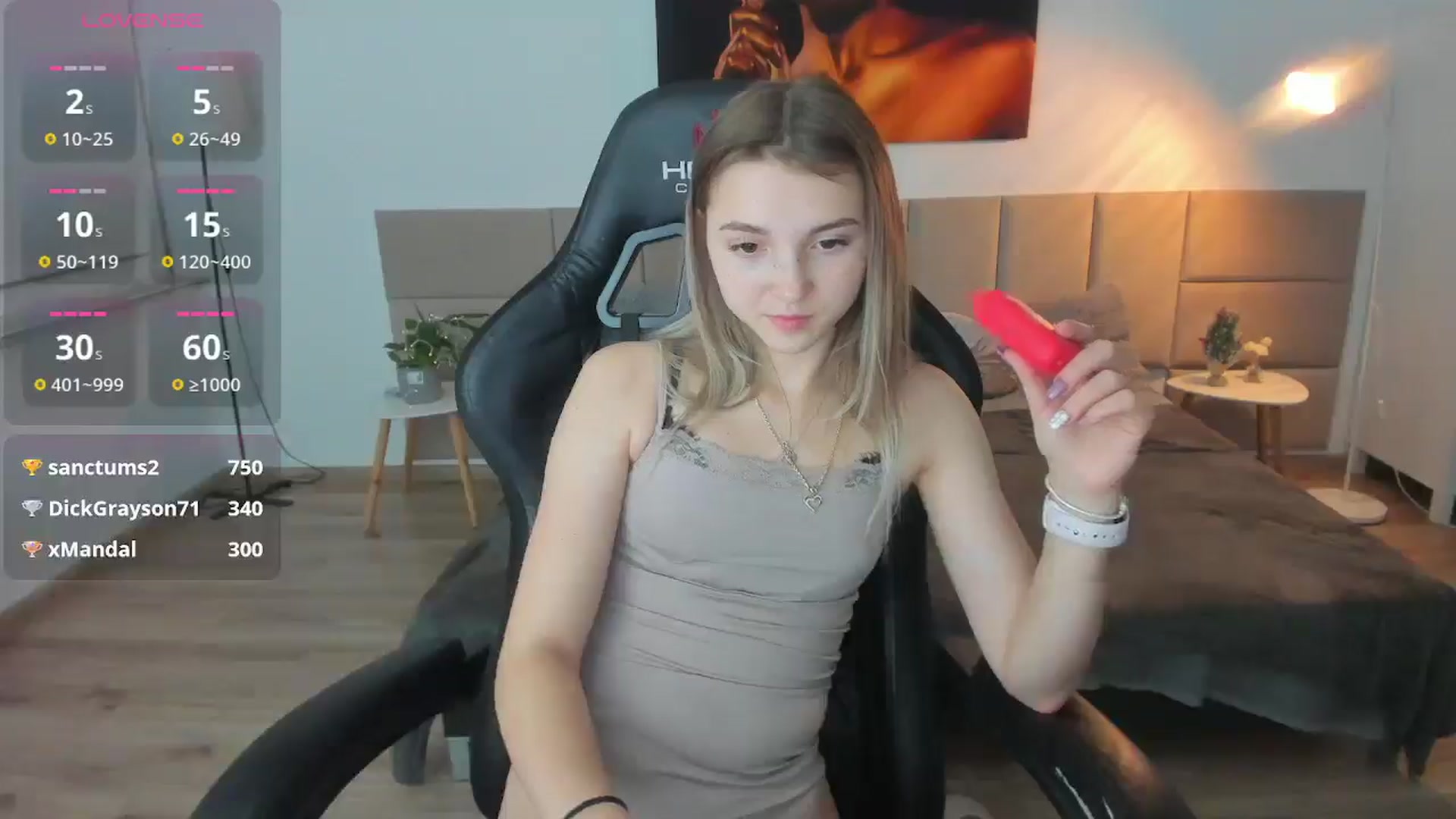 Gallery image thumbnail from Daisyy's myfreecams stream on, 12/22/2024, 17:28 image 10 of 20