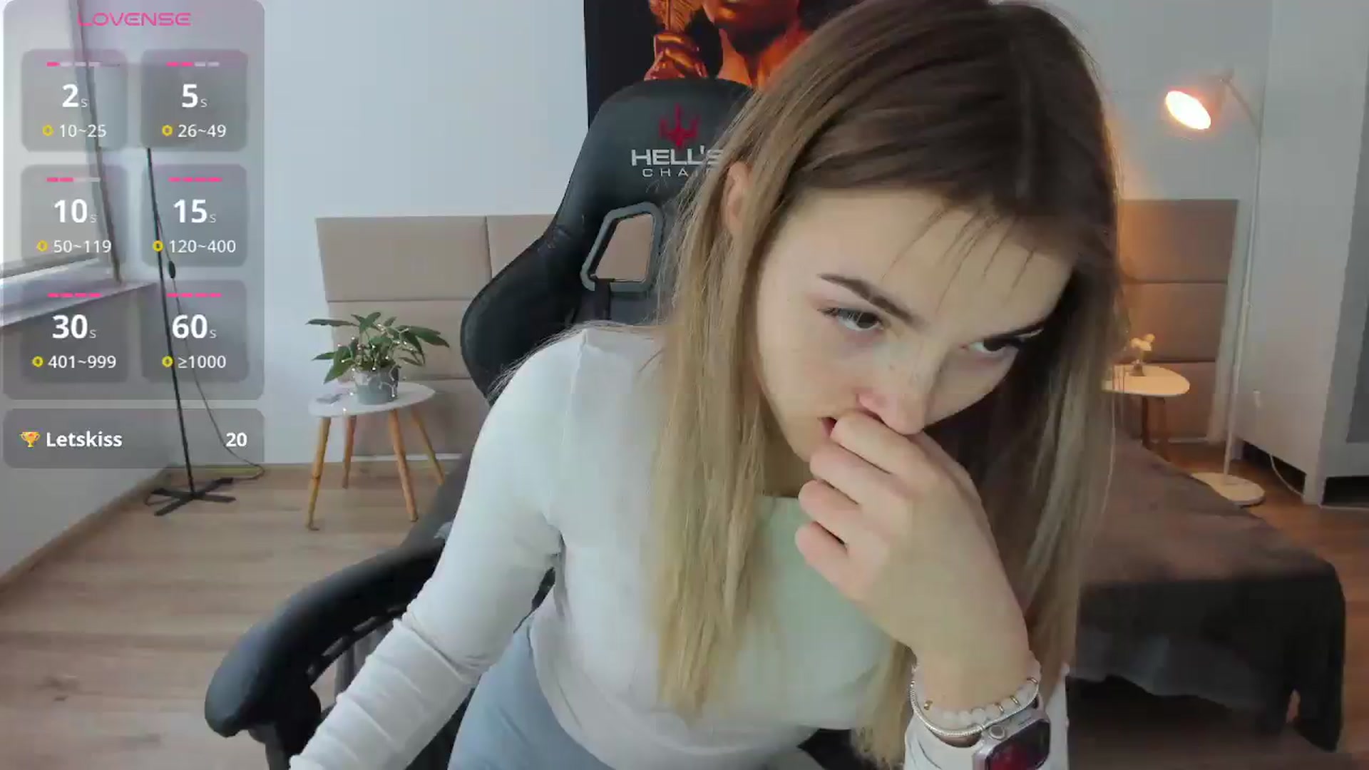 Gallery image thumbnail from Daisyy's myfreecams stream on, 12/25/2024, 14:03 image 1 of 20