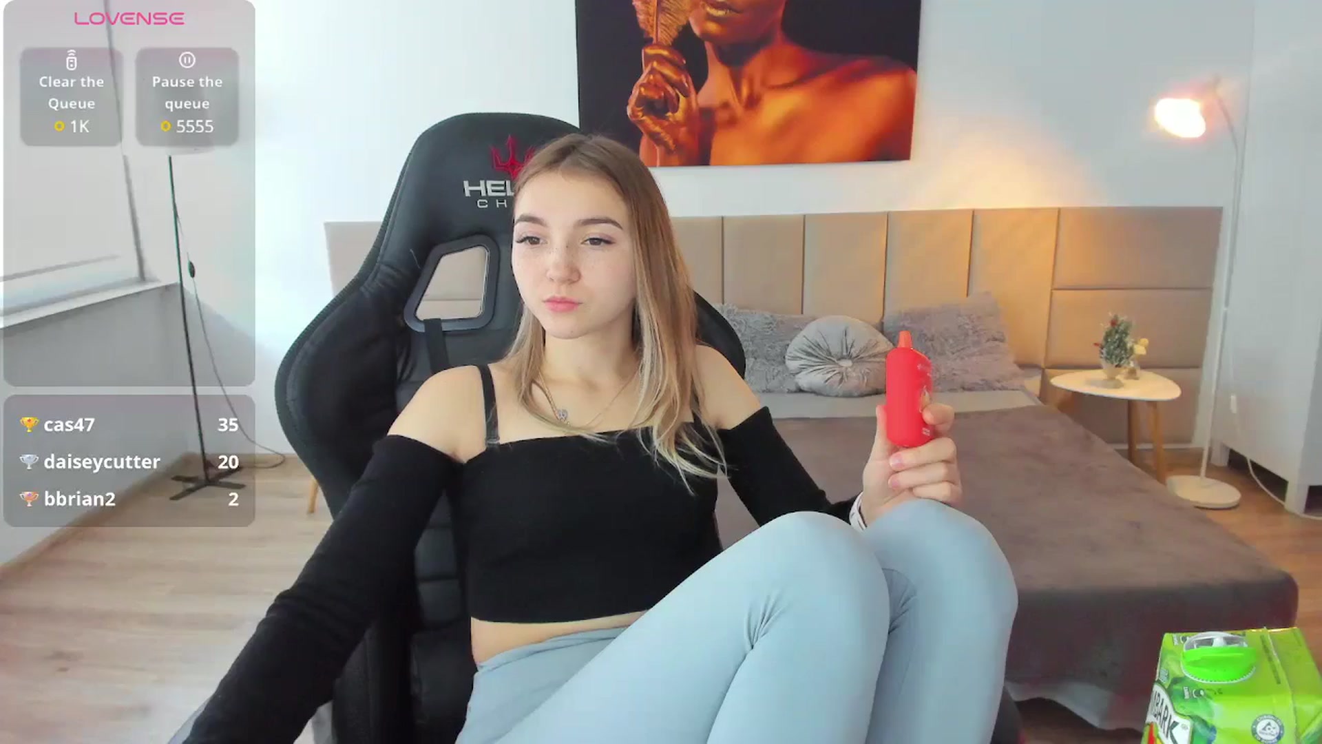 Gallery image thumbnail from Daisyy's myfreecams stream on, 12/26/2024, 13:13 image 11 of 20