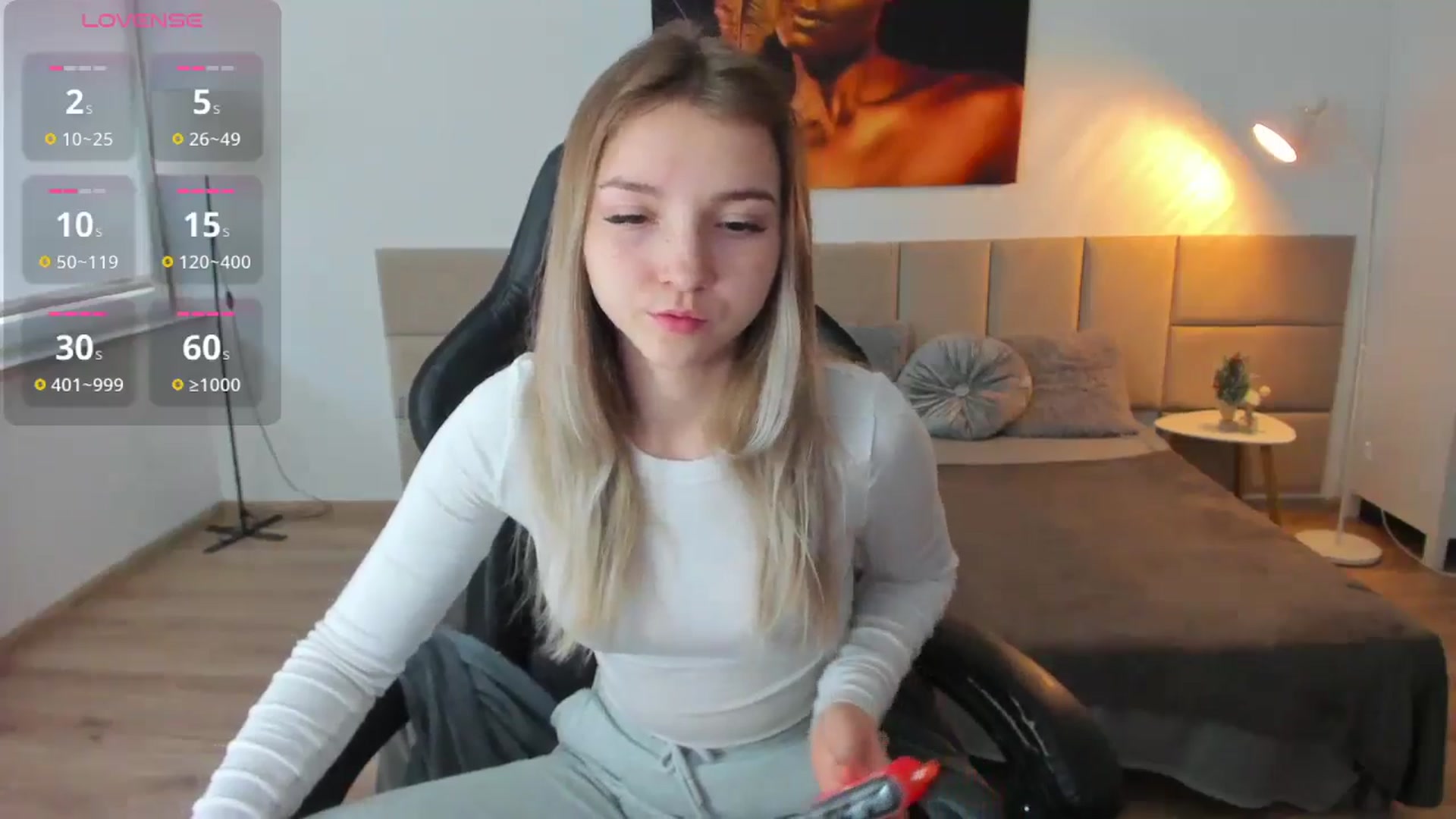 Gallery image thumbnail from Daisyy's myfreecams stream on, 12/28/2024, 13:41 image 17 of 20