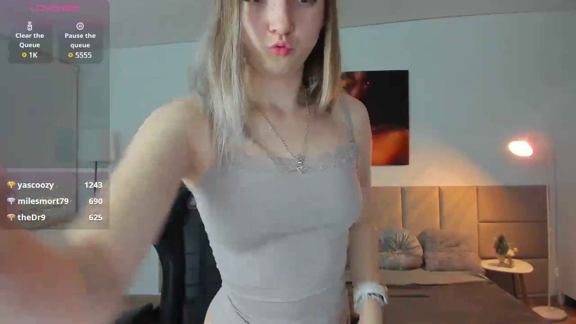 Gallery image thumbnail from Daisyy's myfreecams stream on, 01/03/2025, 18:58 image 9 of 20