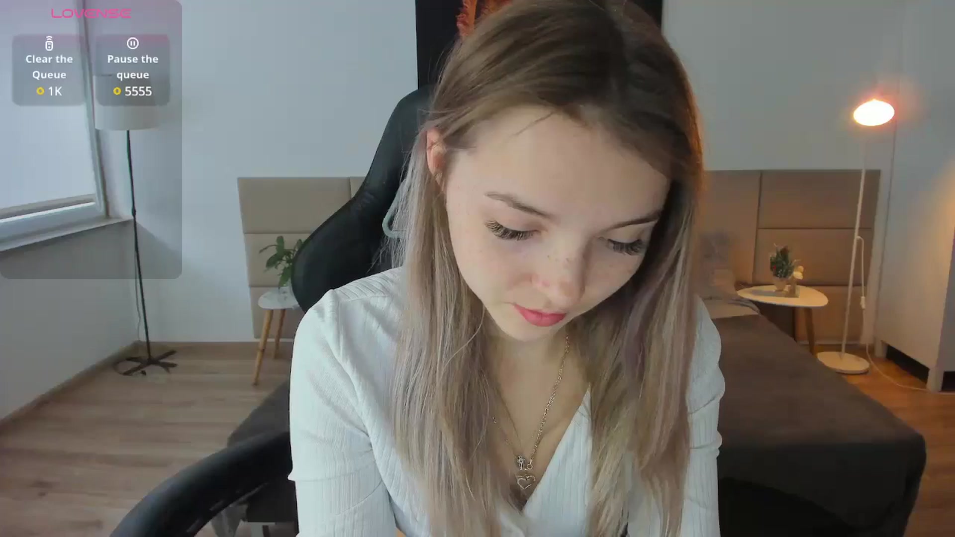 Gallery image thumbnail from Daisyy's myfreecams stream on, 01/04/2025, 14:35 image 13 of 20
