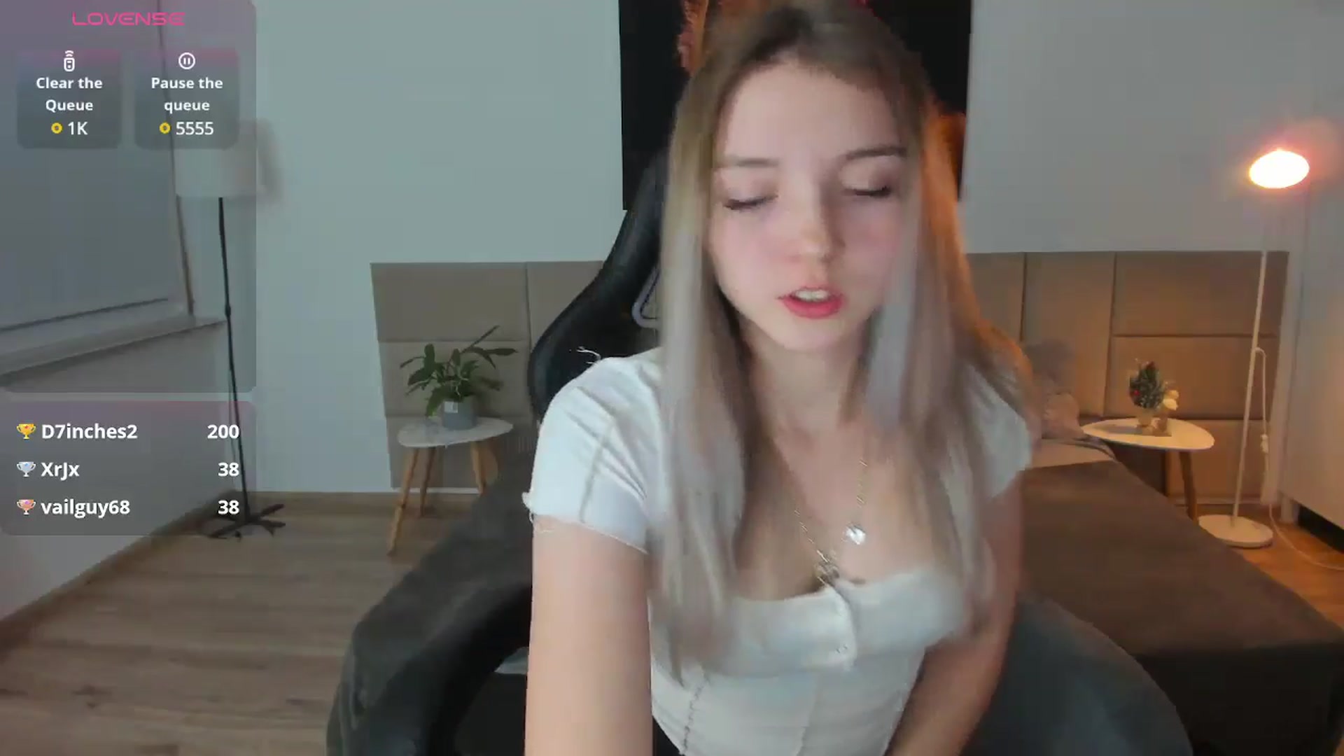 Gallery image thumbnail from Daisyy's myfreecams stream on, 01/04/2025, 15:32 image 9 of 20