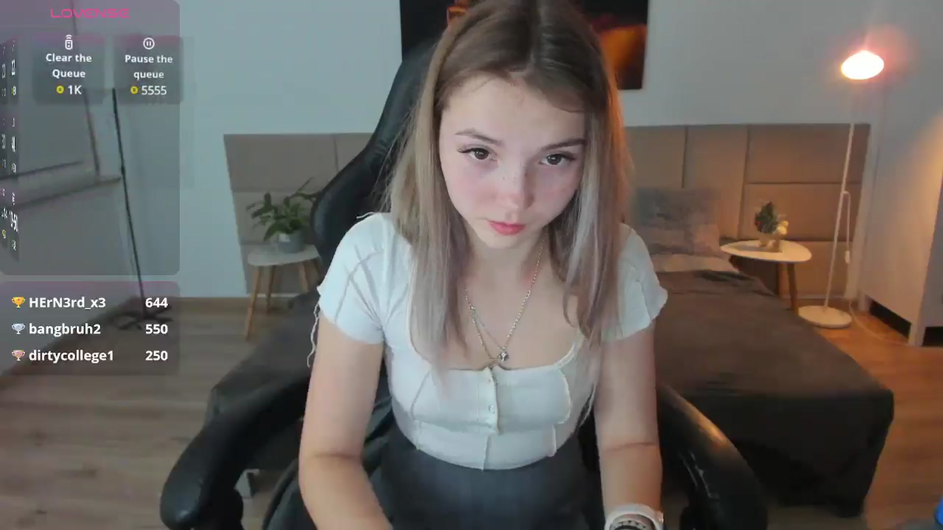 Gallery image thumbnail from Daisyy's myfreecams stream on, 01/04/2025, 17:32 image 3 of 20