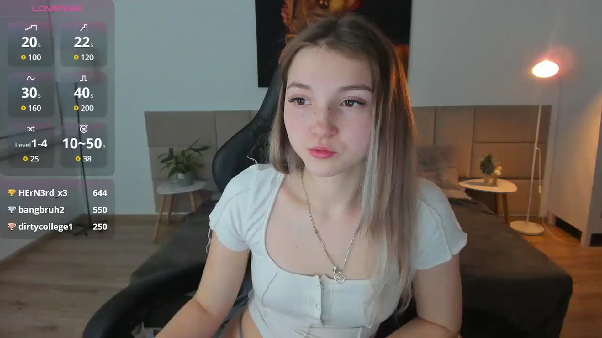 Gallery image thumbnail from Daisyy's myfreecams stream on, 01/04/2025, 17:32 image 15 of 20