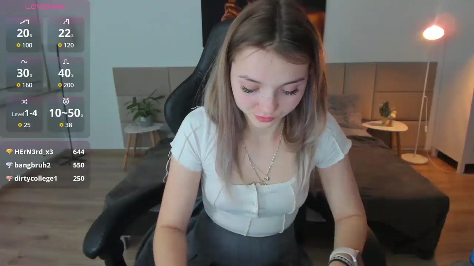 Gallery image thumbnail from Daisyy's myfreecams stream on, 01/04/2025, 17:32 image 6 of 20