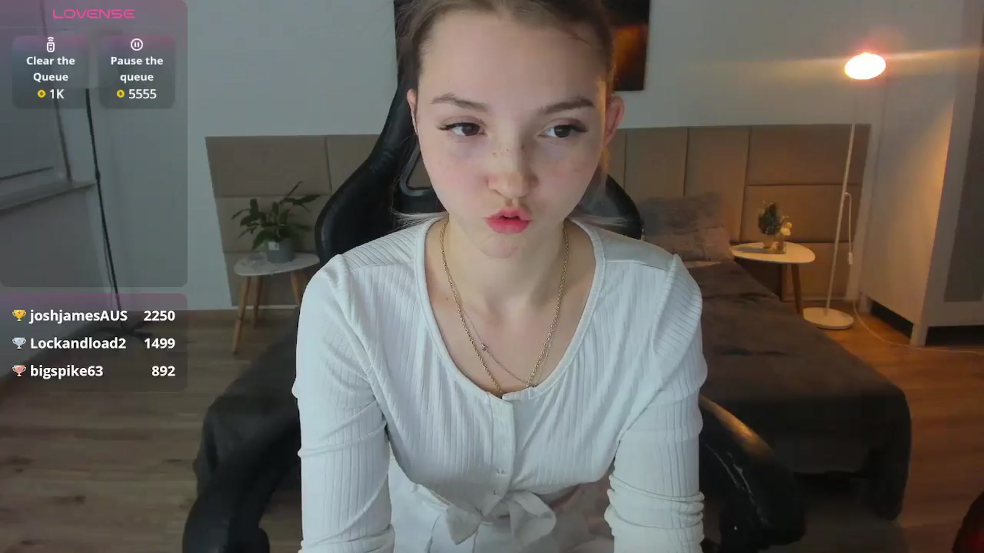 Gallery image thumbnail from Daisyy's myfreecams stream on, 01/05/2025, 20:09 image 7 of 20