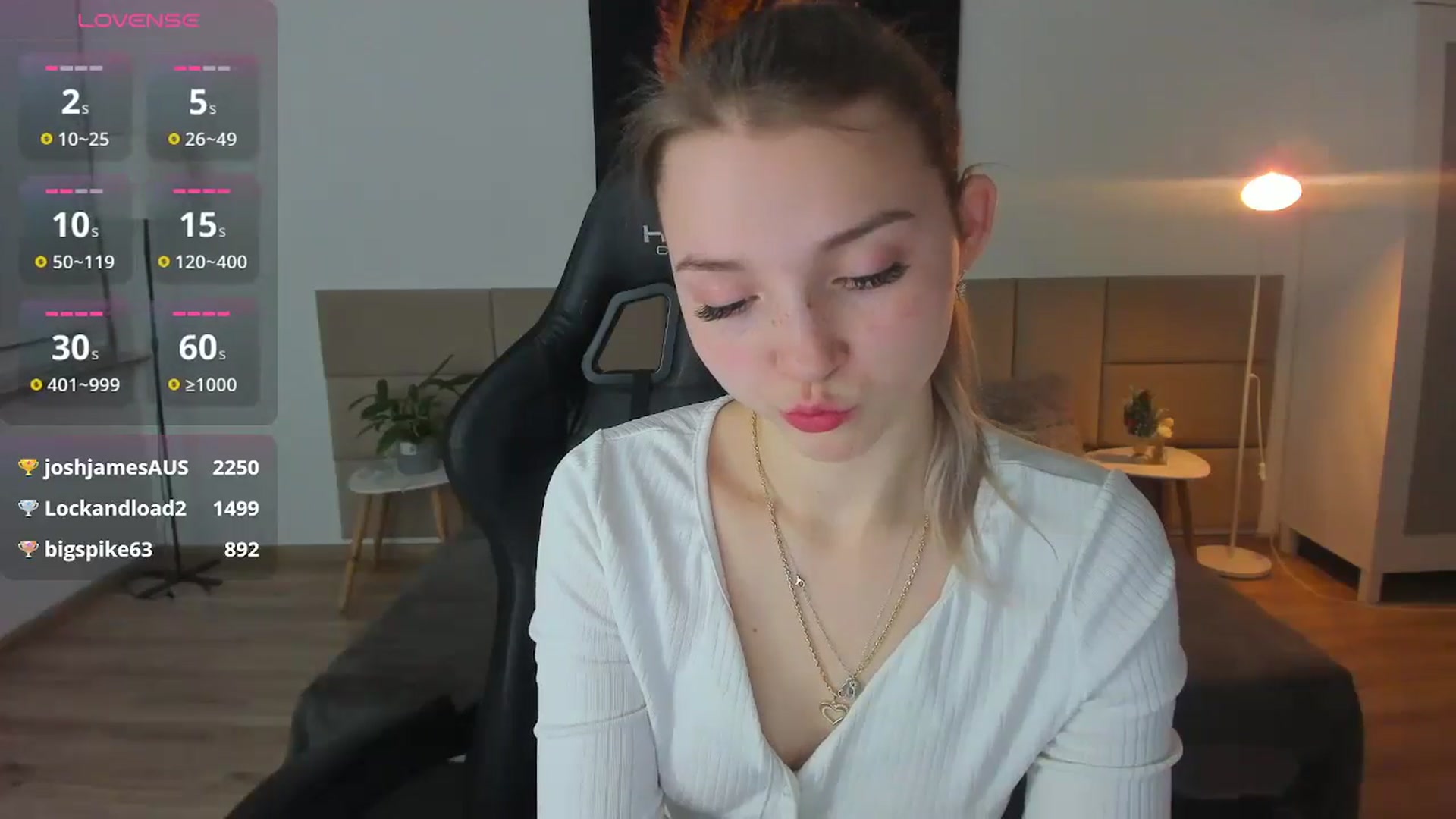 Gallery image thumbnail from Daisyy's myfreecams stream on, 01/05/2025, 20:09 image 2 of 20