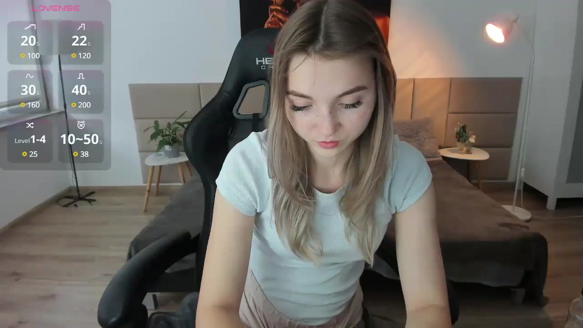 Gallery image thumbnail from Daisyy's myfreecams stream on, 01/06/2025, 14:27 image 17 of 20