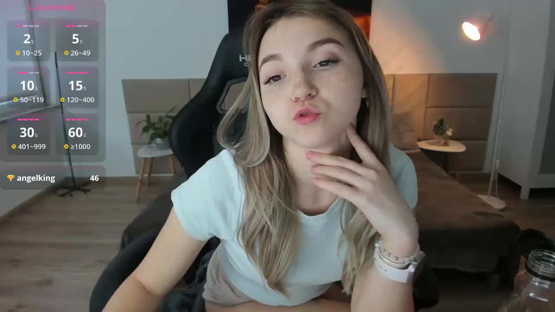 Gallery image thumbnail from Daisyy's myfreecams stream on, 01/06/2025, 15:17 image 1 of 20